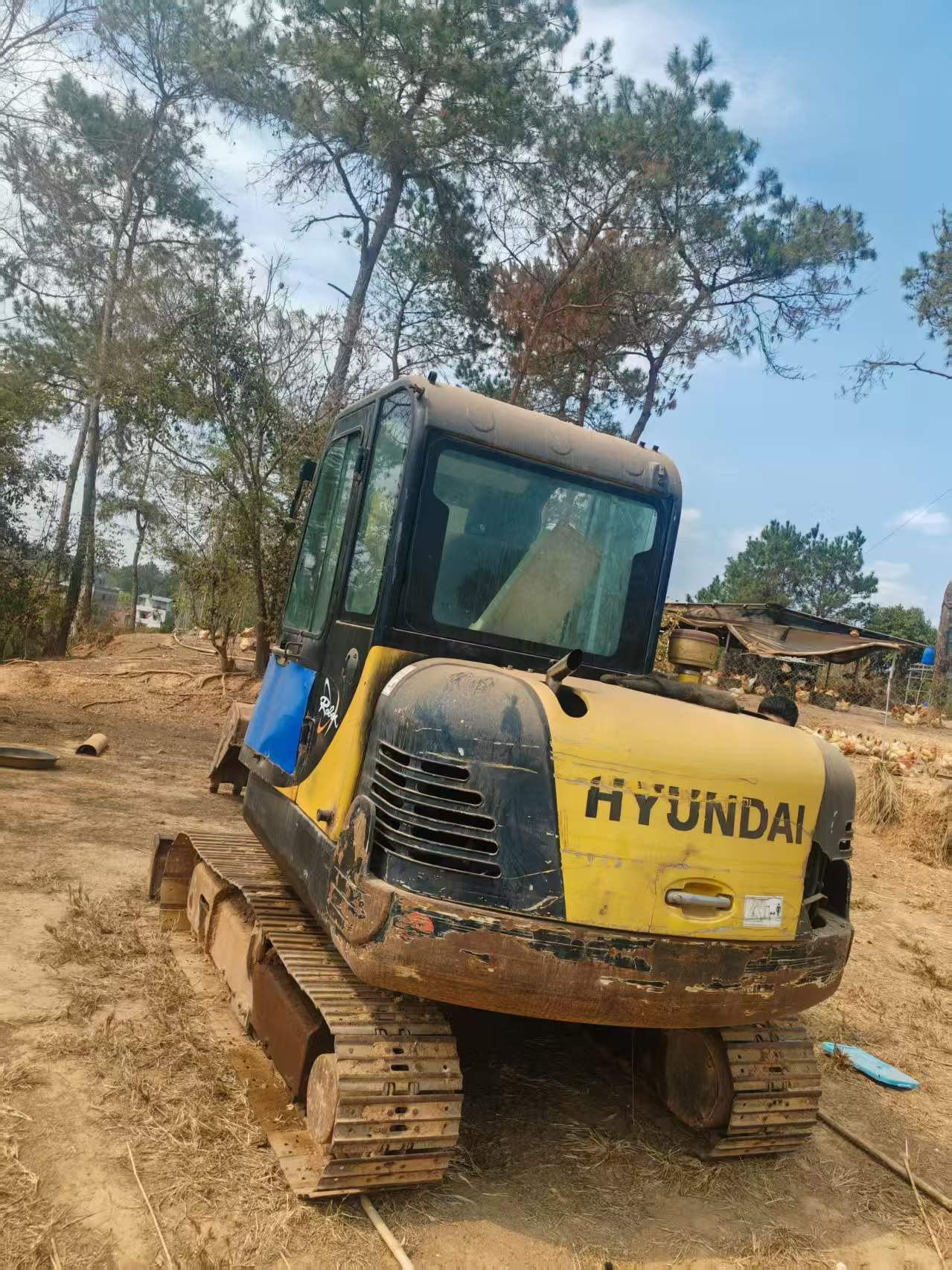 Buy Hyundai HX60 Used Excavator