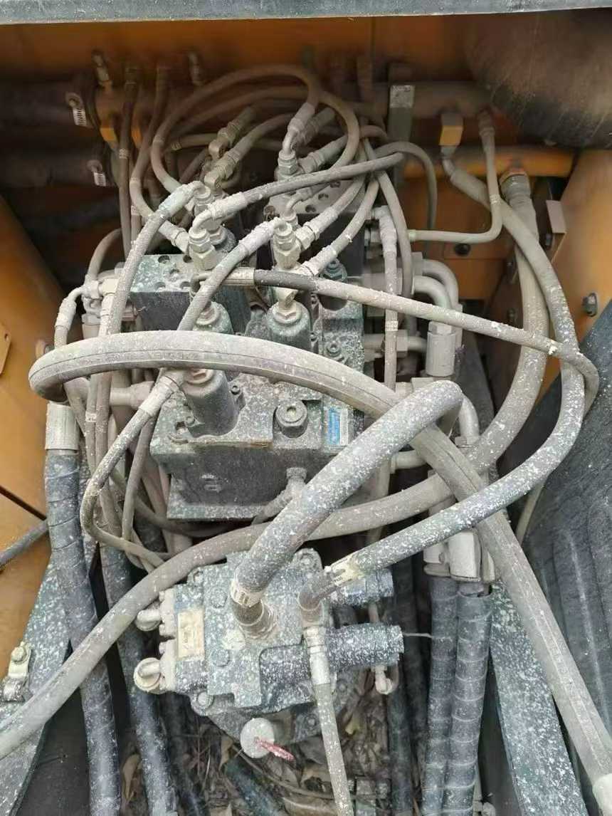 Used Hyundai 130LVS Excavator 2020 Model / 6