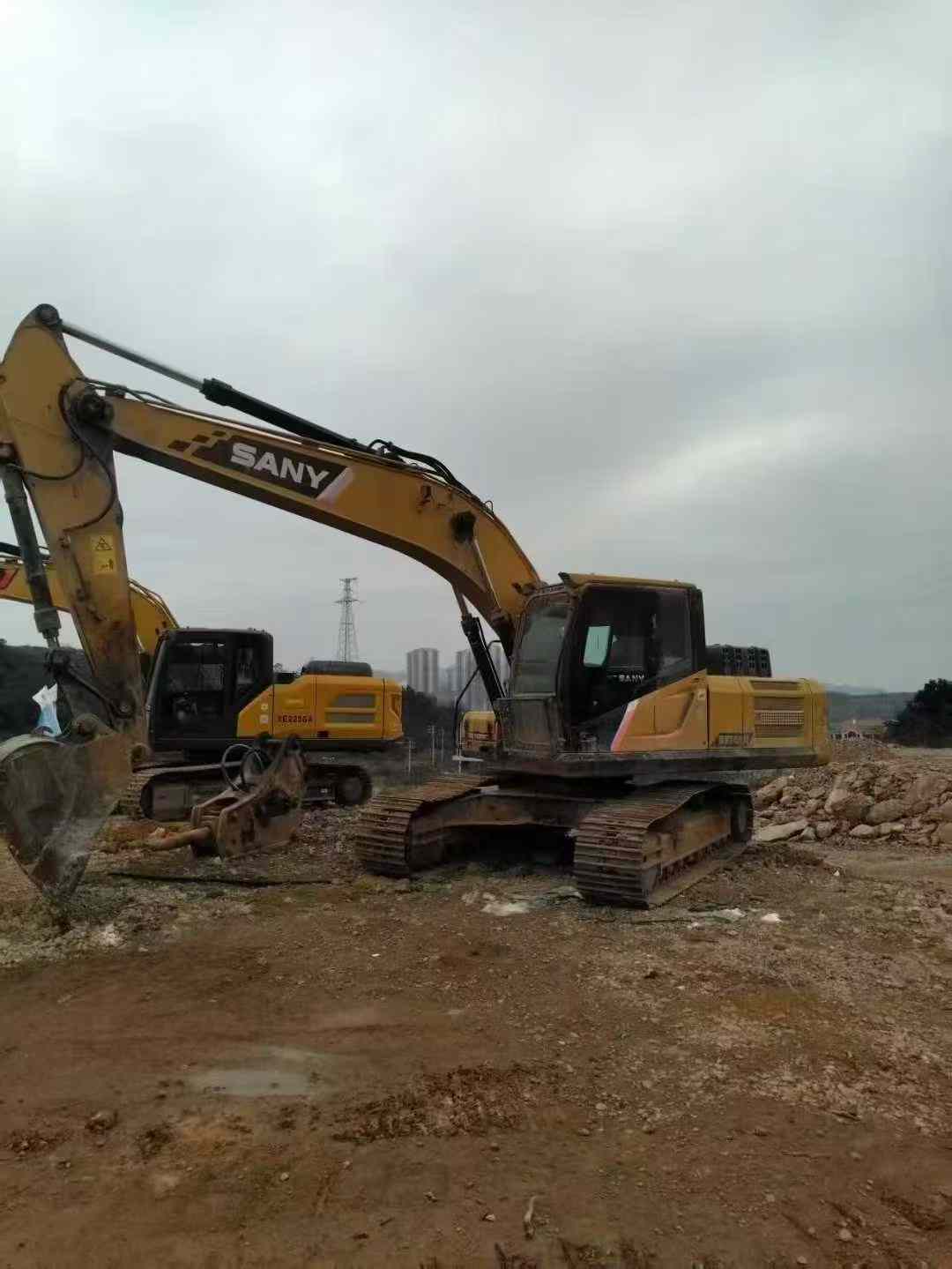 Used Sany SY225H Excavator 2019 Model / 3