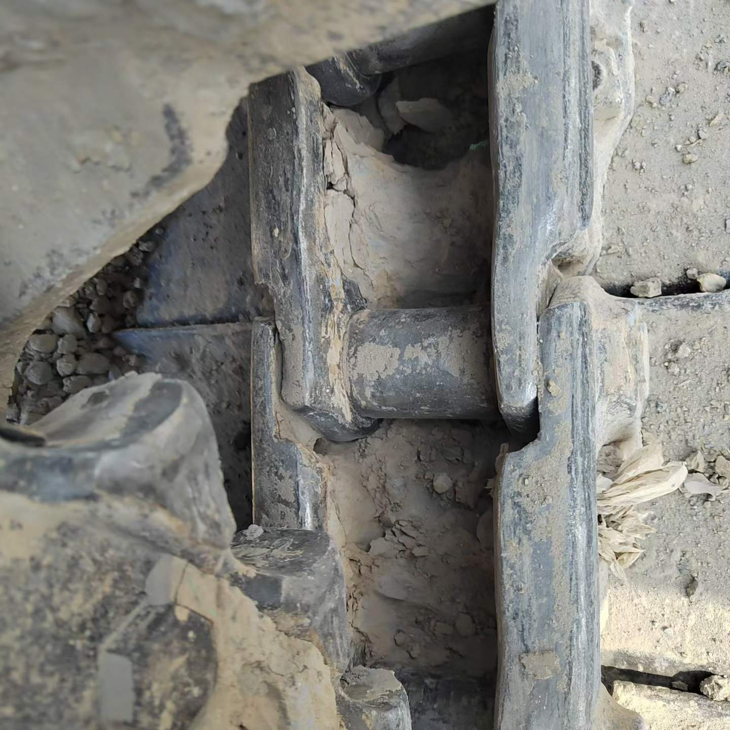 Used Caterpillar 323 Excavator 2020 Model / 4