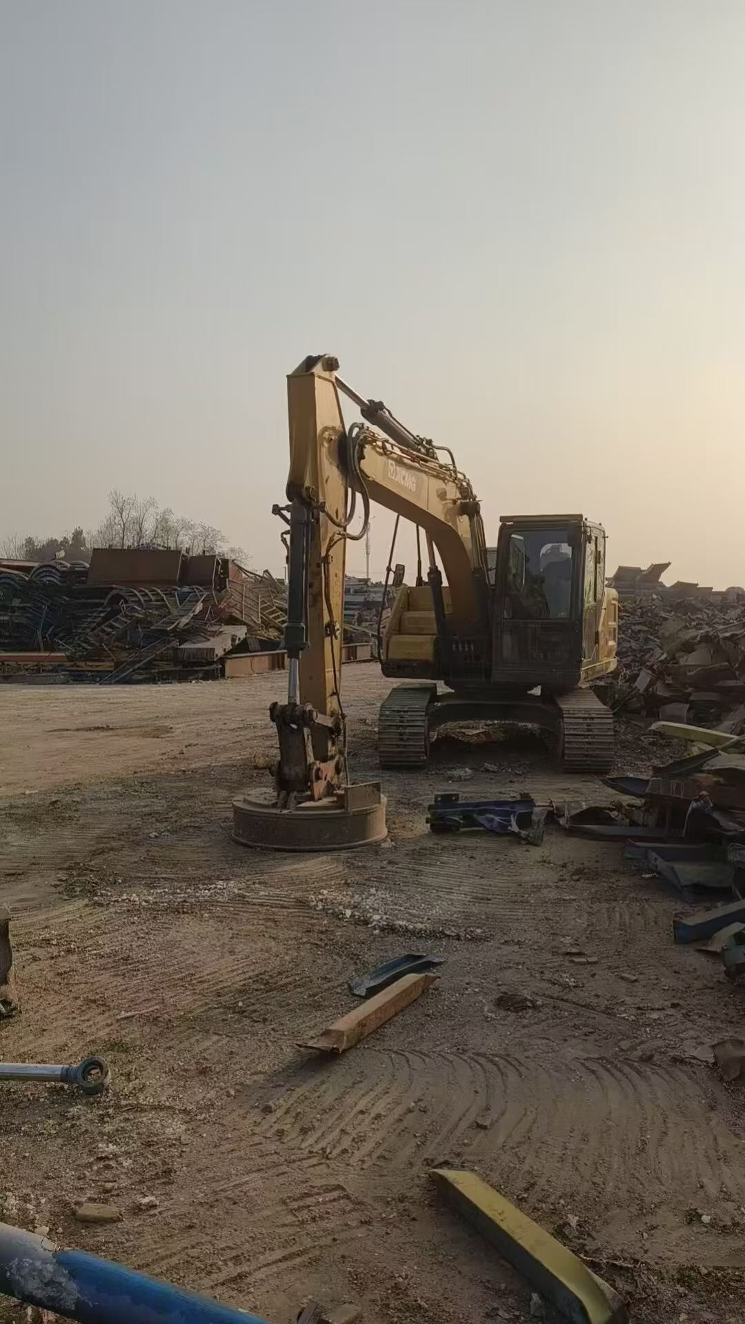 Used XCMG XE135B Excavator 2024 Model / 9