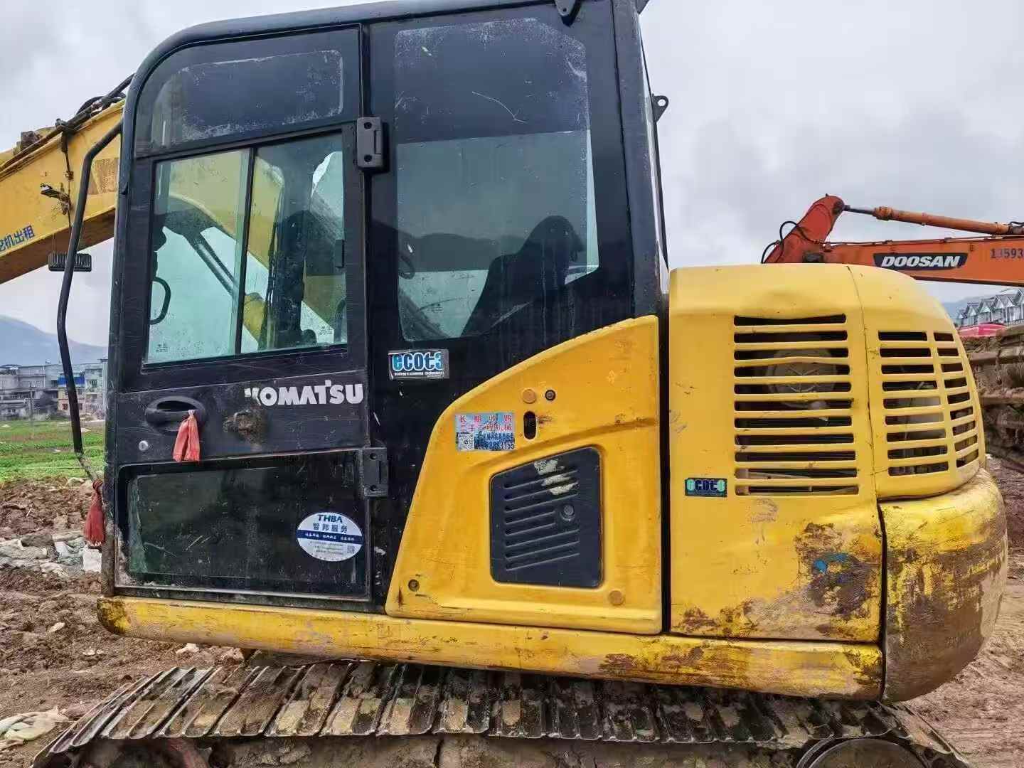 Used Komatsu PC70 Excavator 2015 Model / 3