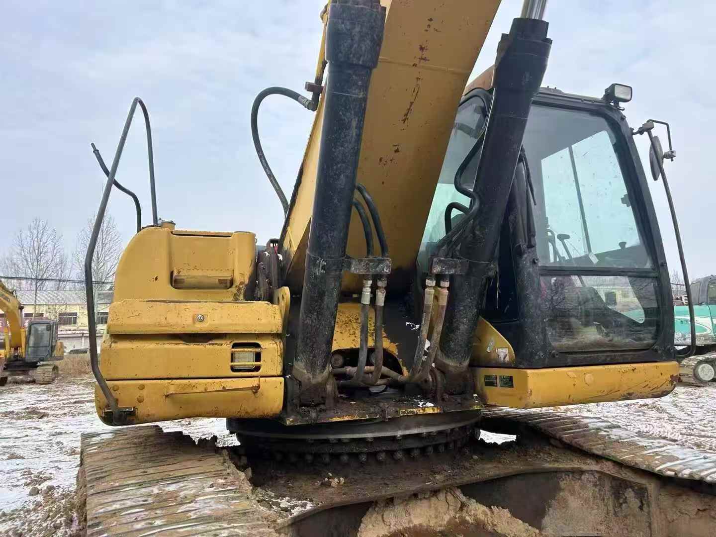 Buy Caterpillar 326DL Used Excavator