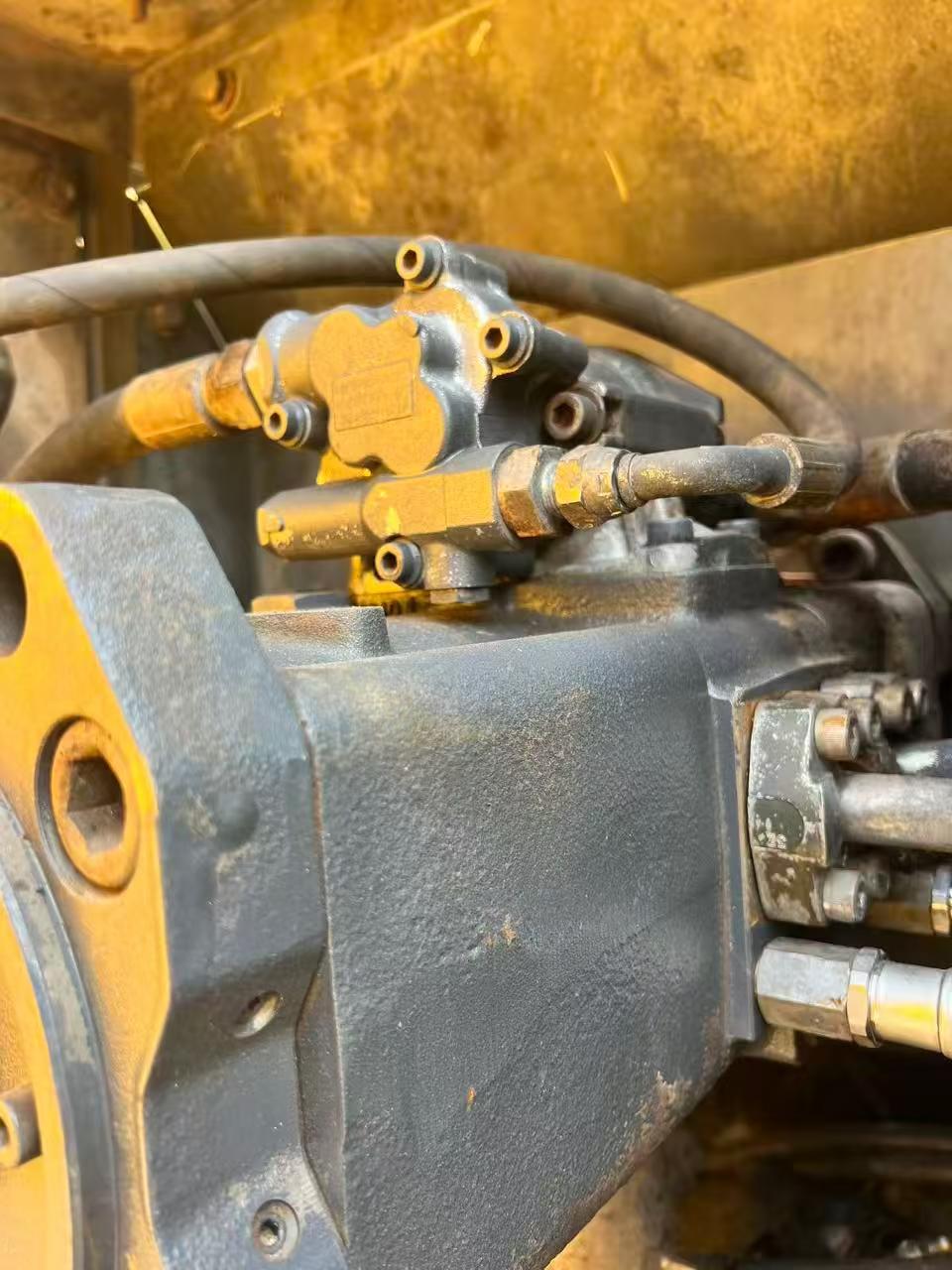 Used Sumitomo SH200A3 Excavator 2016 Model / 6