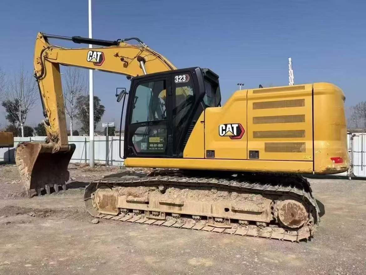 Used Caterpillar 323 Excavator 2020 Model / 5