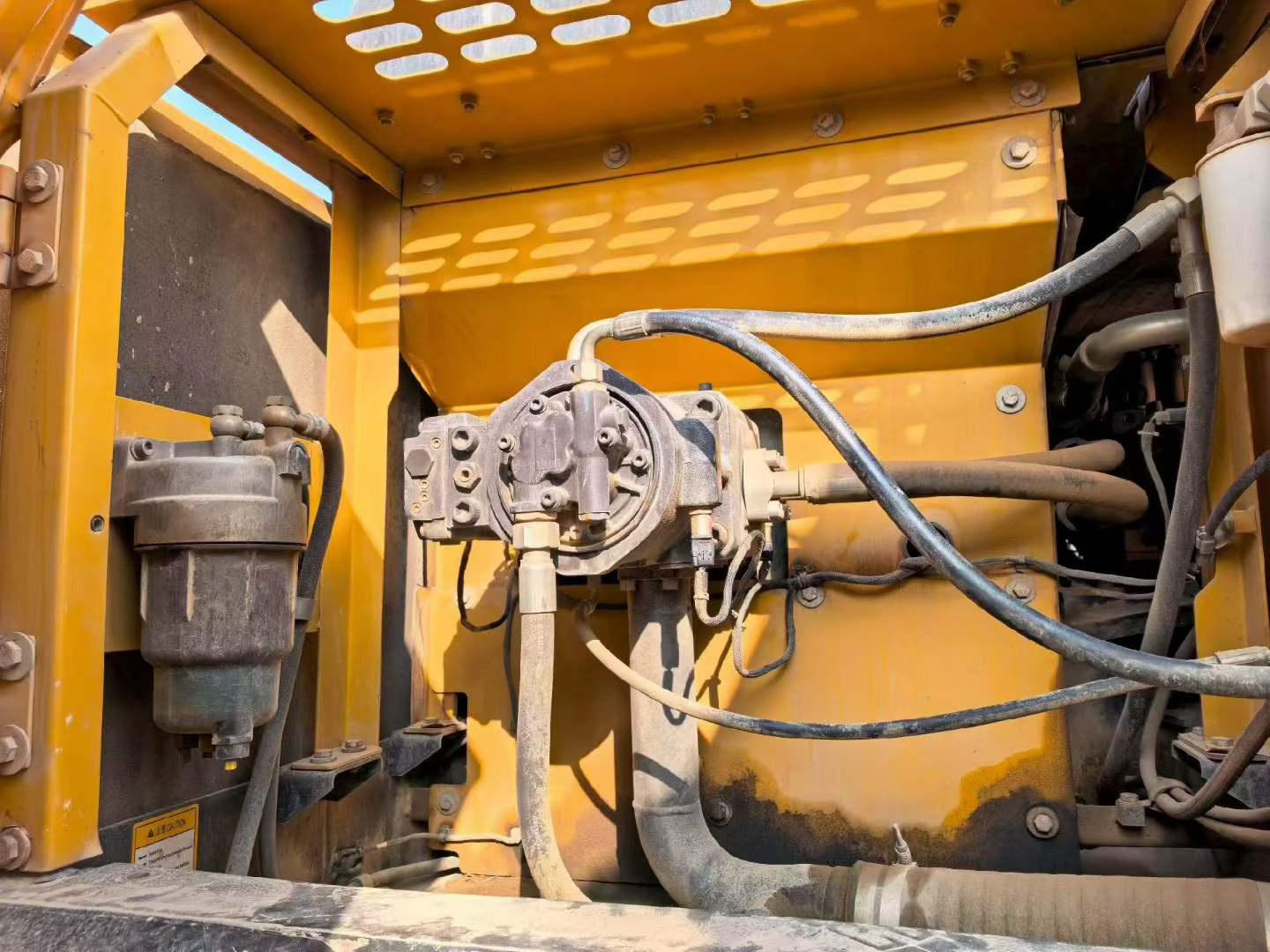 Used Sany SY245H Excavator 2017 Model / 8