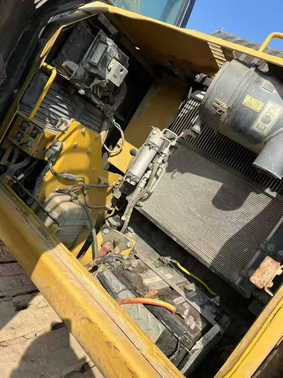 Used Caterpillar CT18 Excavator 2012 Model / 3