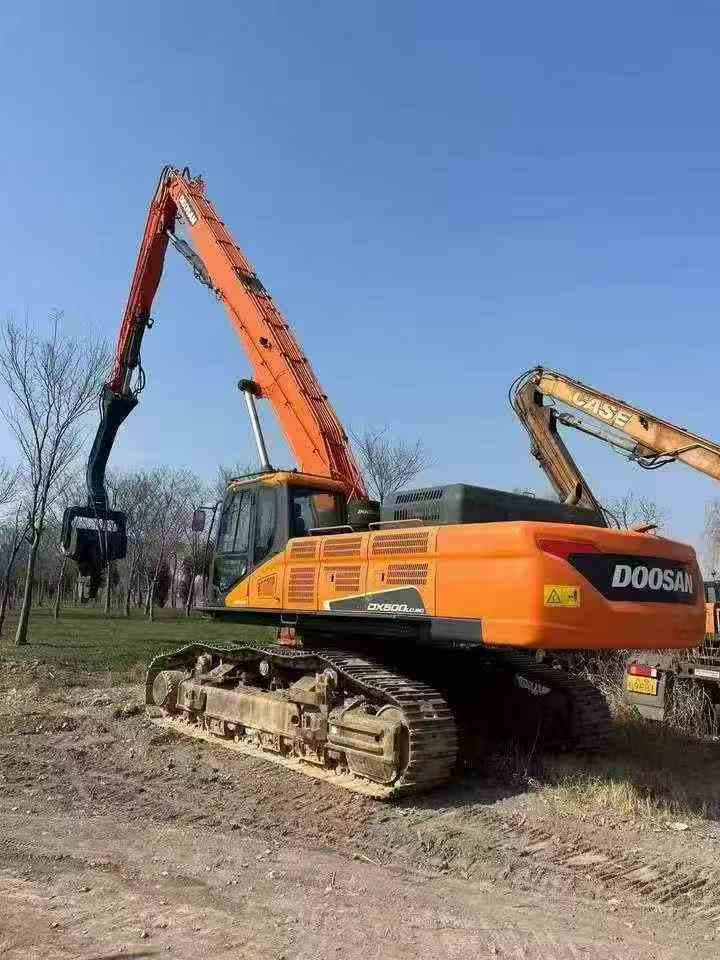 Used Doosan DX500 Excavator 2020 Model / 7