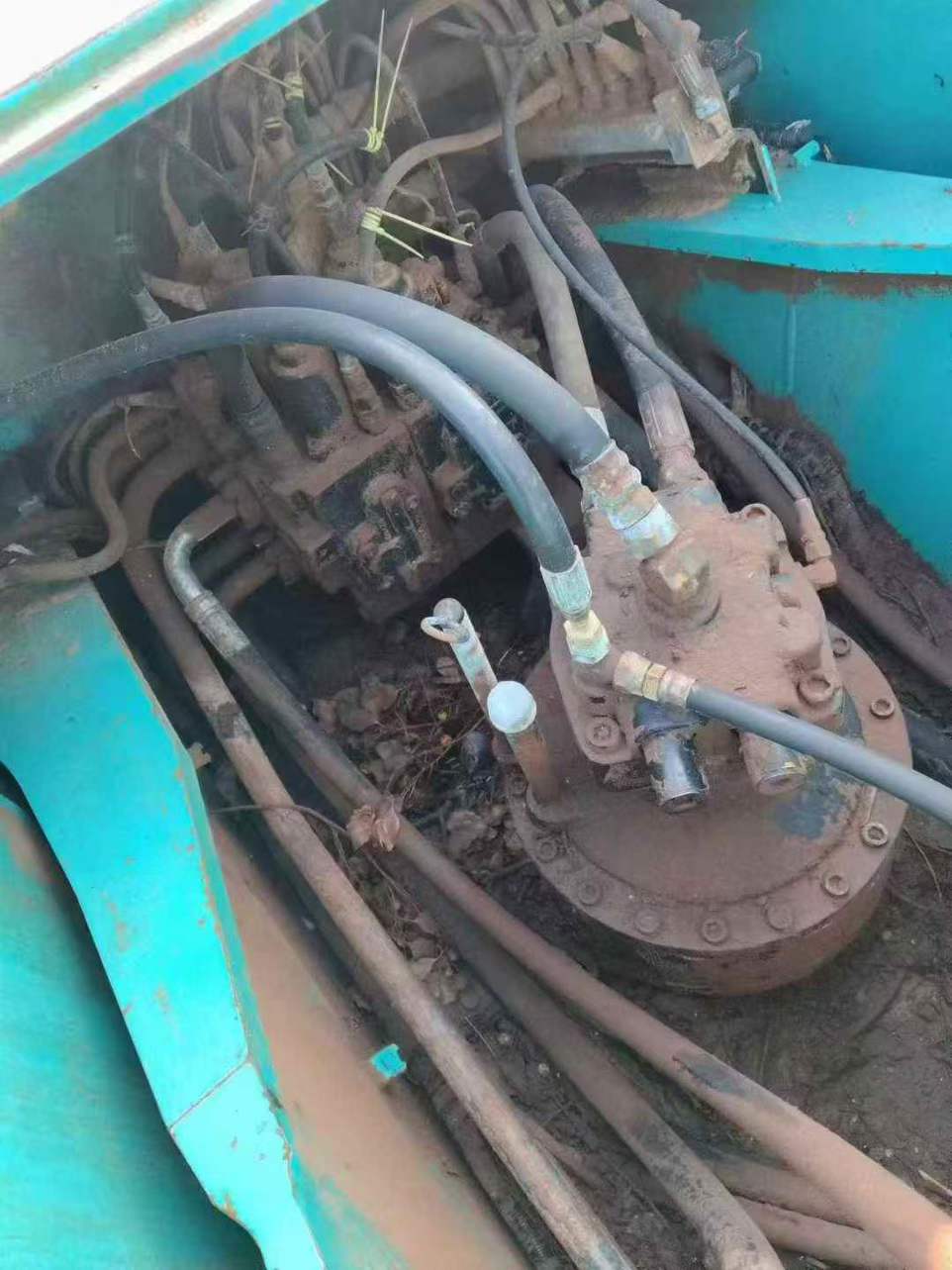 Used Kobelco SK250 Excavator 2011 Model / 5