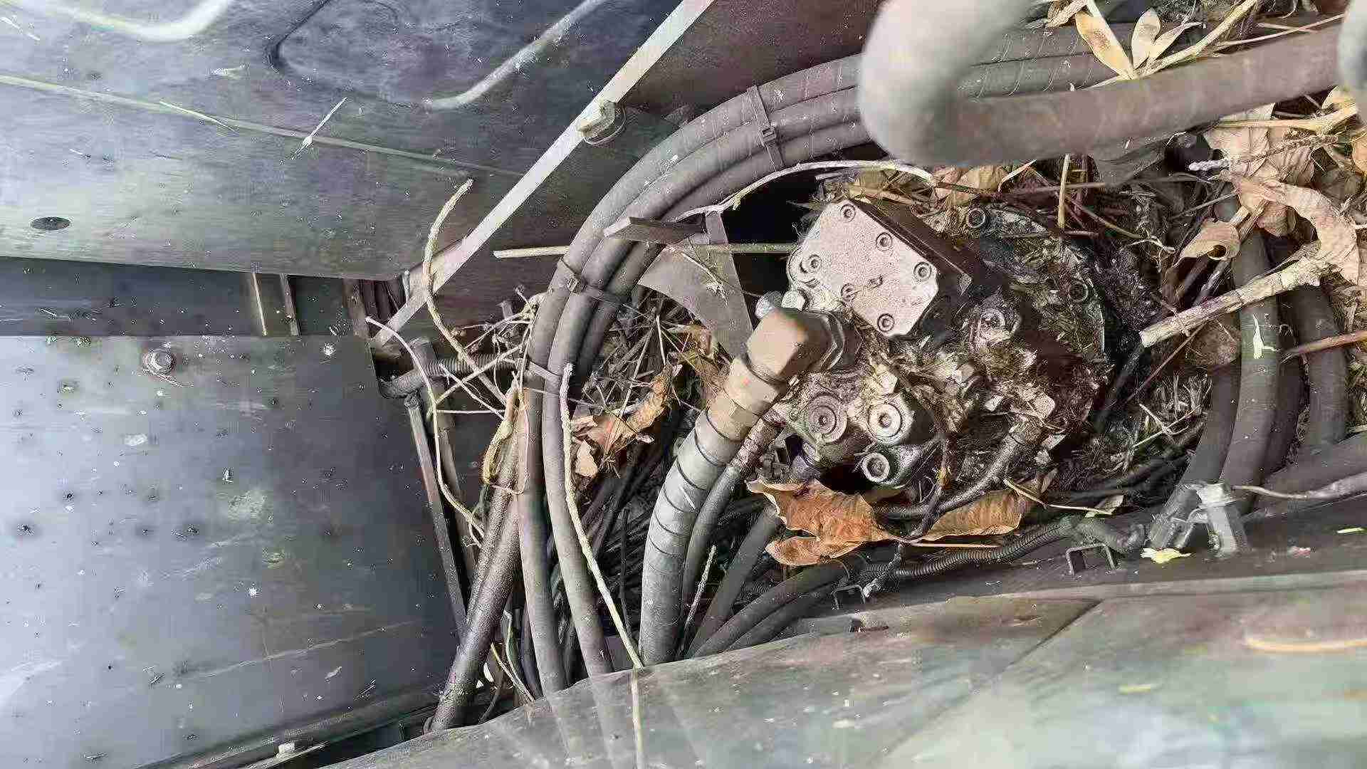 Used Sumitomo SH80-6 Excavator 2015 Model / 3