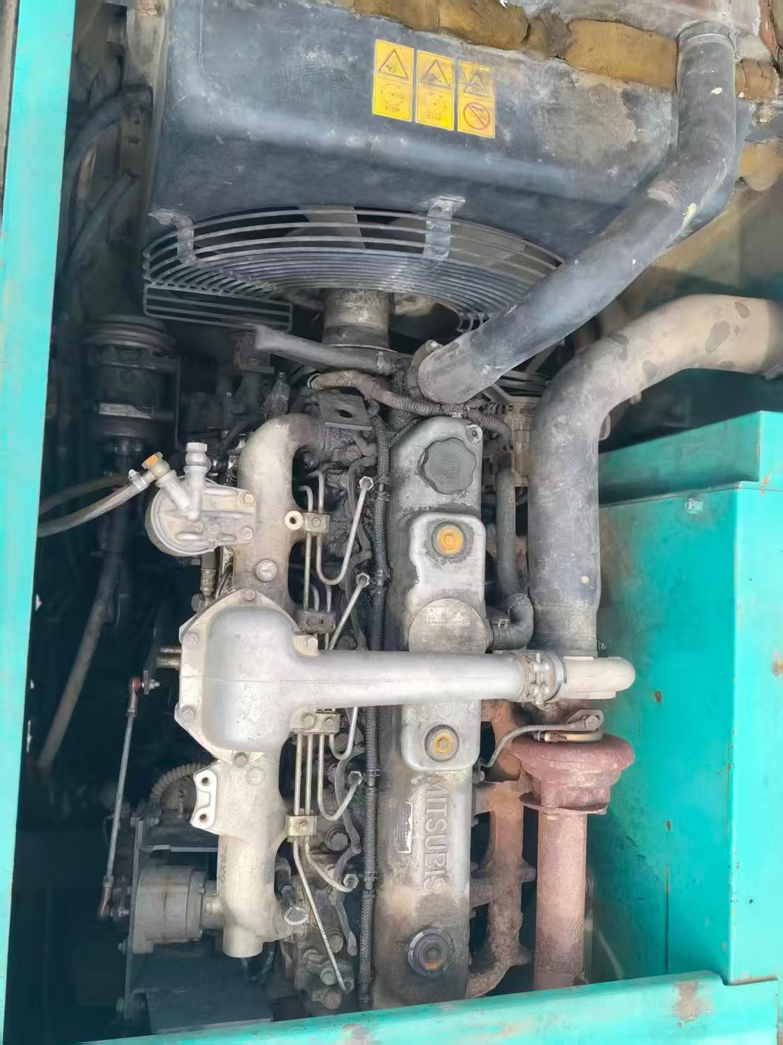 Used Kobelco SK200-6 Excavator 2016 Model / 8