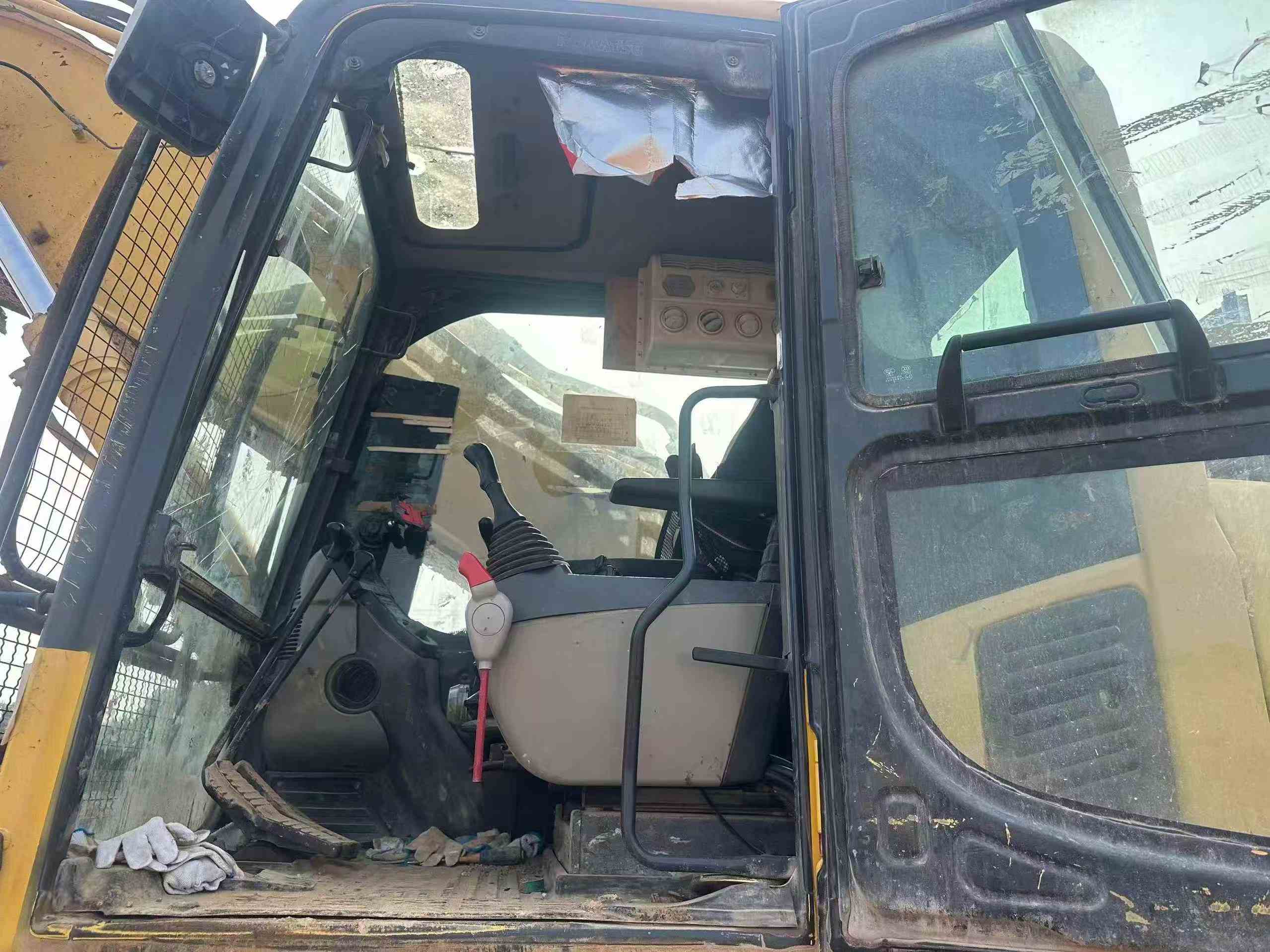 Used Komatsu PC65 Excavator 2018 Model / 6