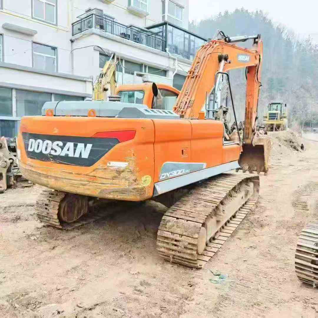 Used Doosan DX60 Excavator 2017 Model / 9