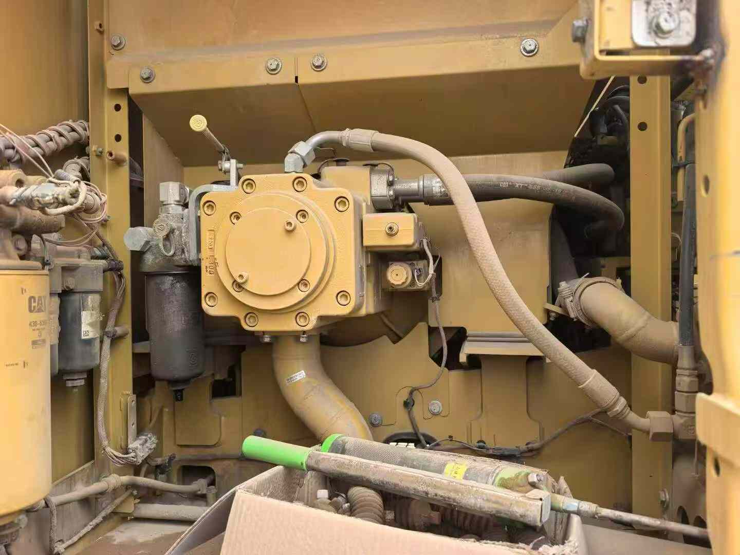 Used Caterpillar 323 Excavator 2018 Model / 5