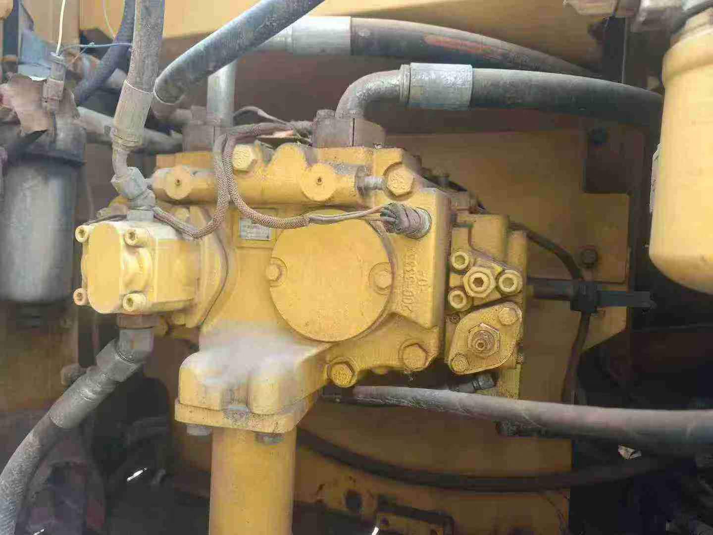 Used Caterpillar 320D Excavator 2014 Model / 8