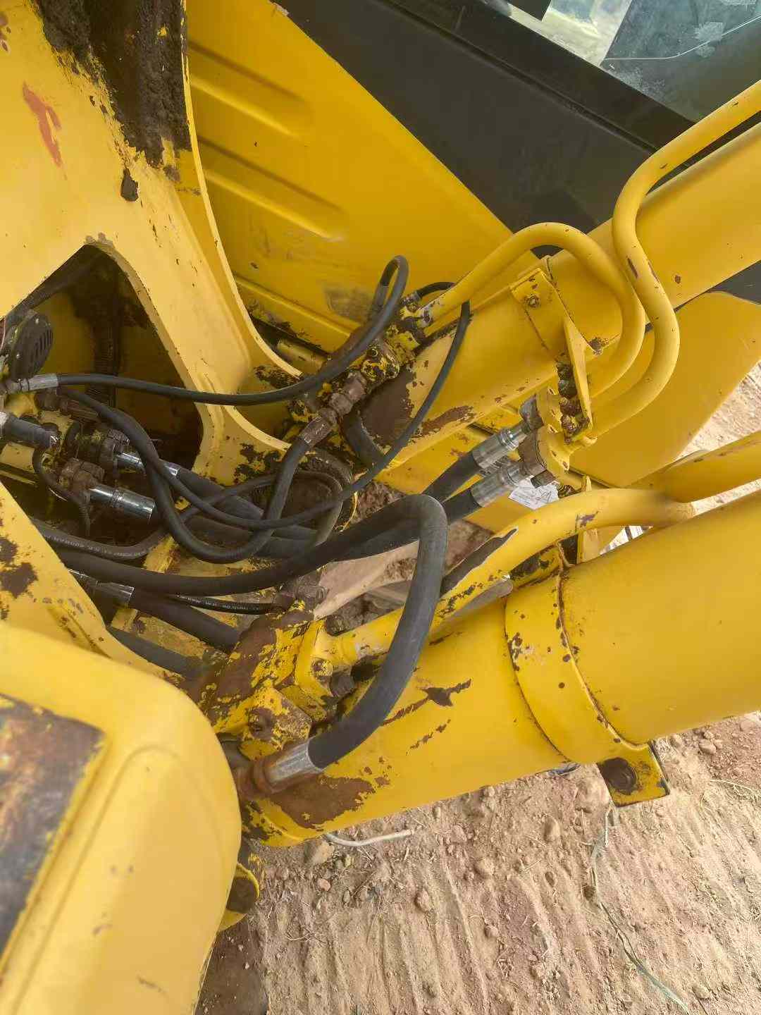 Used Komatsu PW200-7 Excavator 2016 Model / 7