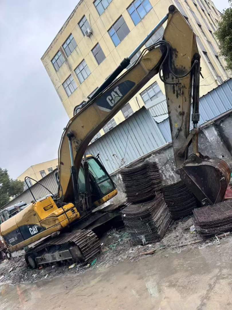 Used Caterpillar 320D Excavator 2010 Model / 5