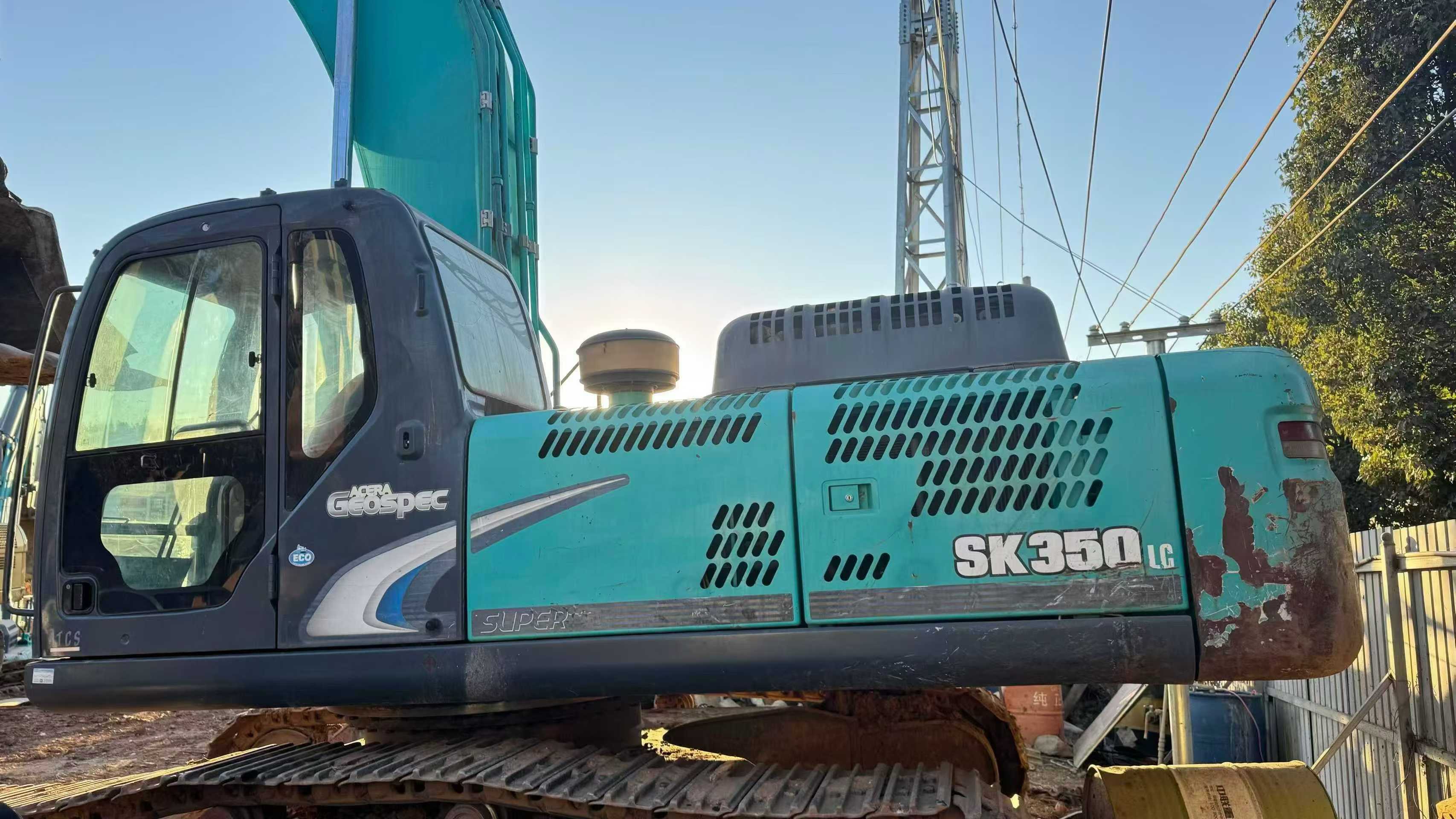 Buy Kobelco SK350LC8 Used Excavator