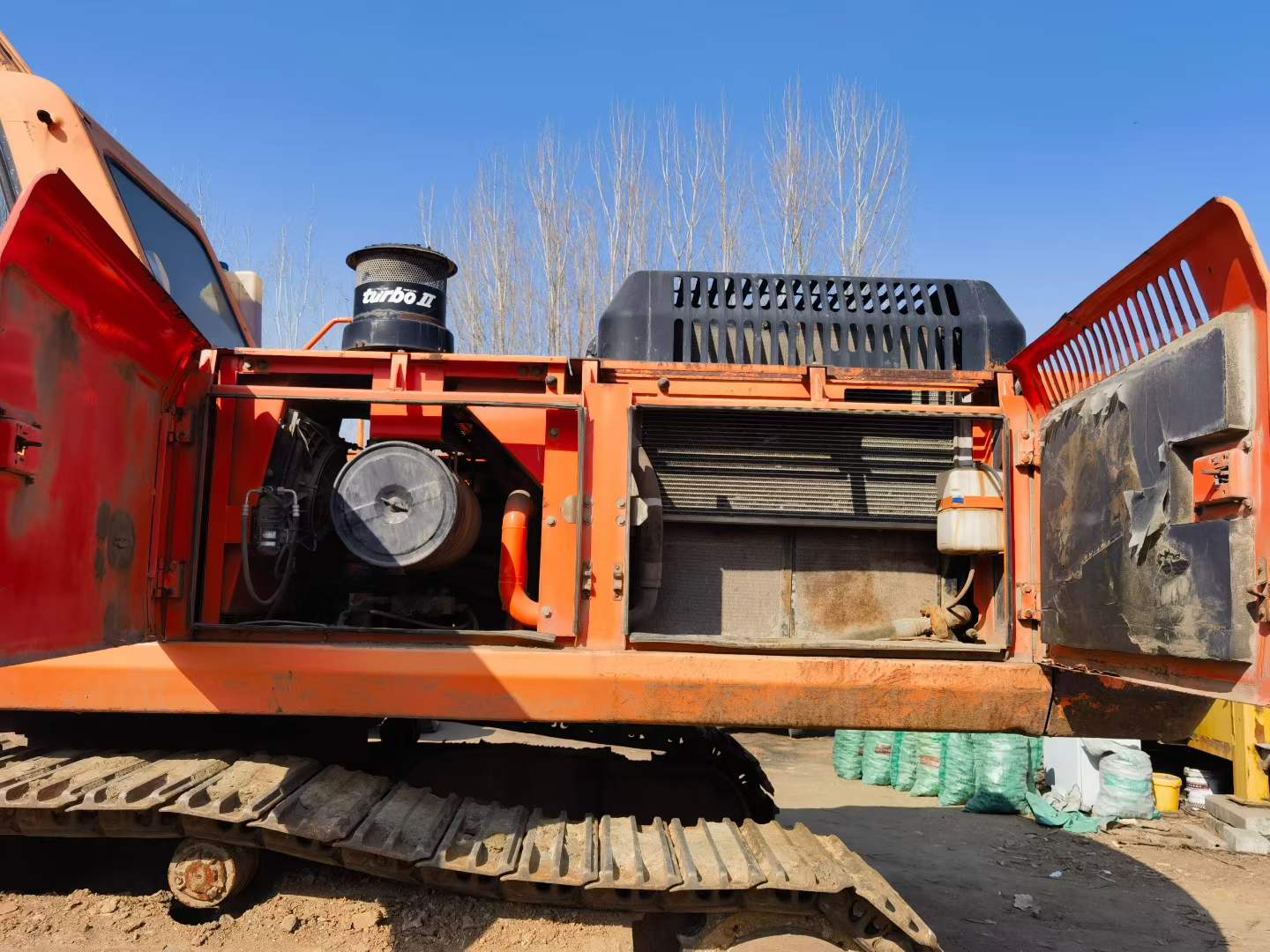 Used Doosan DL420 Excavator 2010 Model / 3