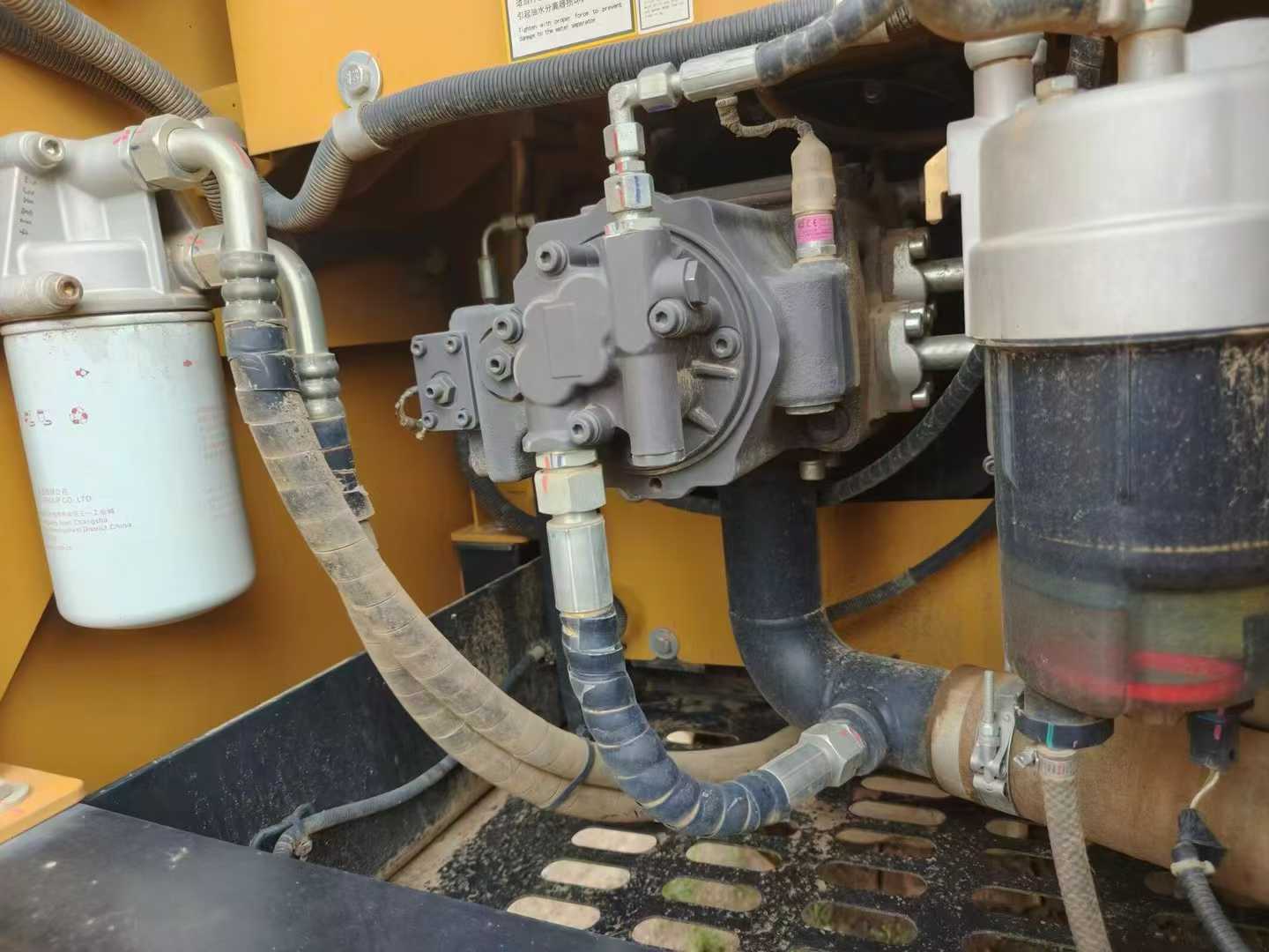 Used Sany SY135 Excavator 2016 Model / 5