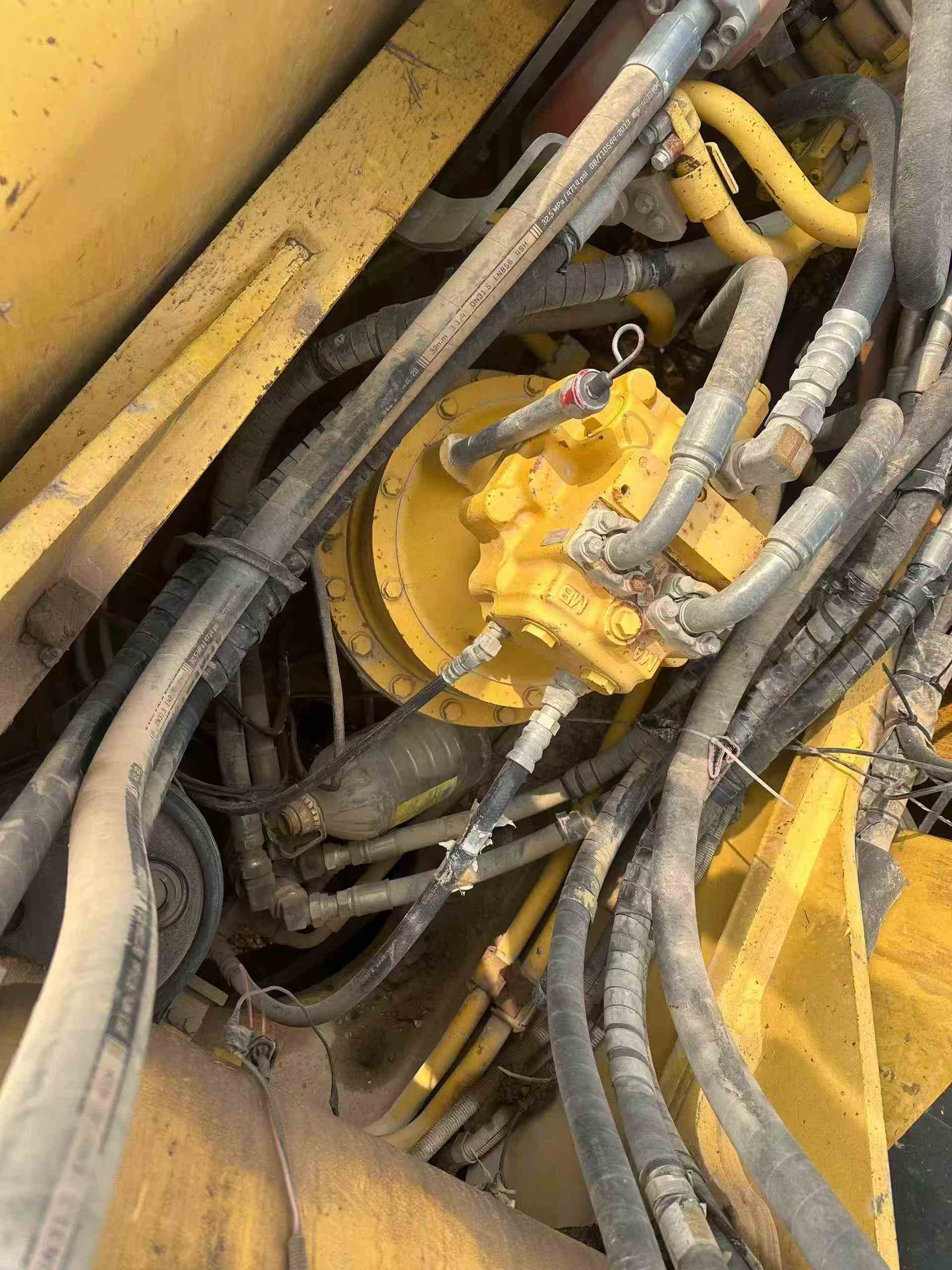 Used Komatsu PC65 Excavator 2018 Model / 3