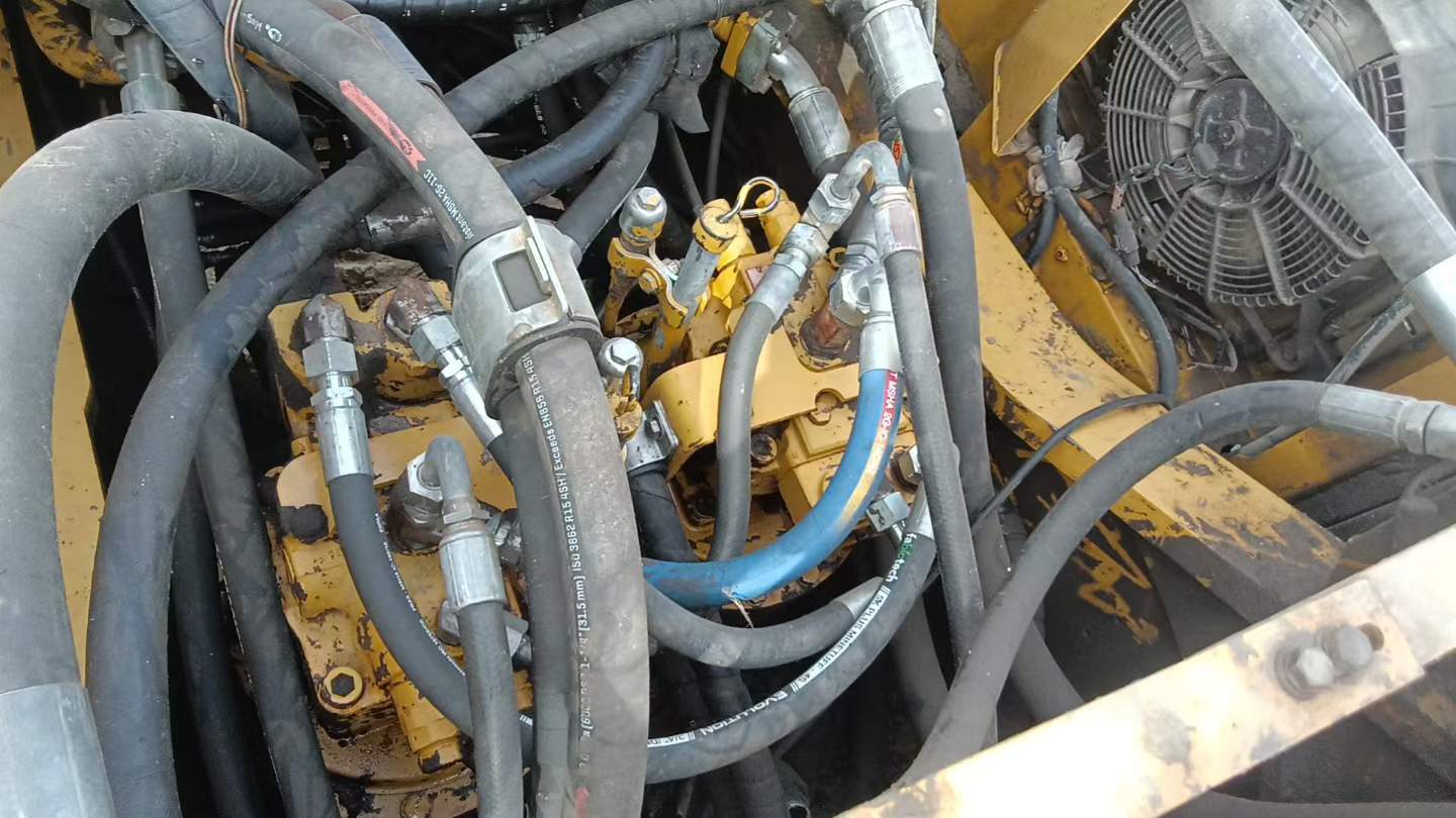 Used Caterpillar CT195 Excavator 2016 Model / 5