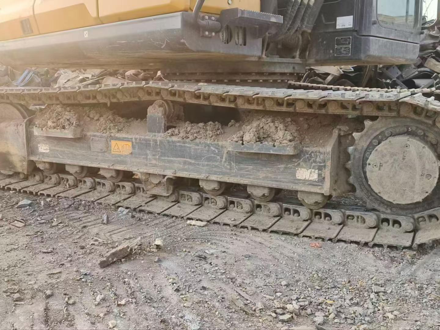 Used XCMG XE135B Excavator 2024 Model / 7