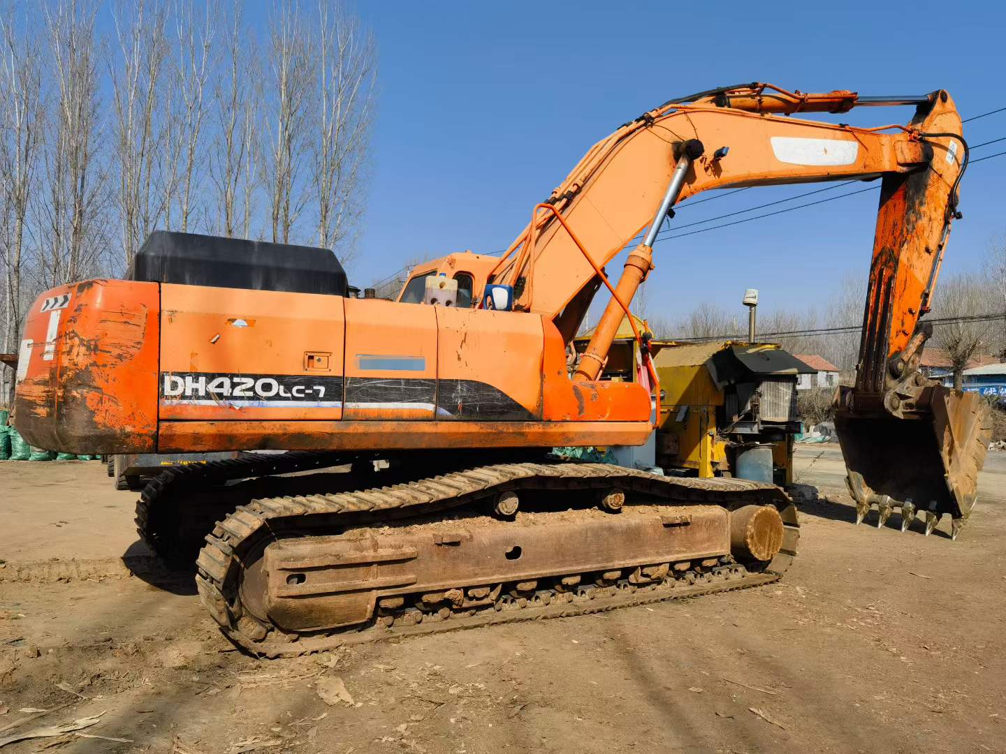 Used Doosan DL420 Excavator 2010 Model / 2