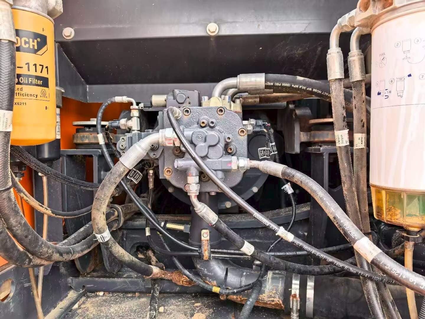 Used Doosan DH200-3 Excavator 2021 Model / 6