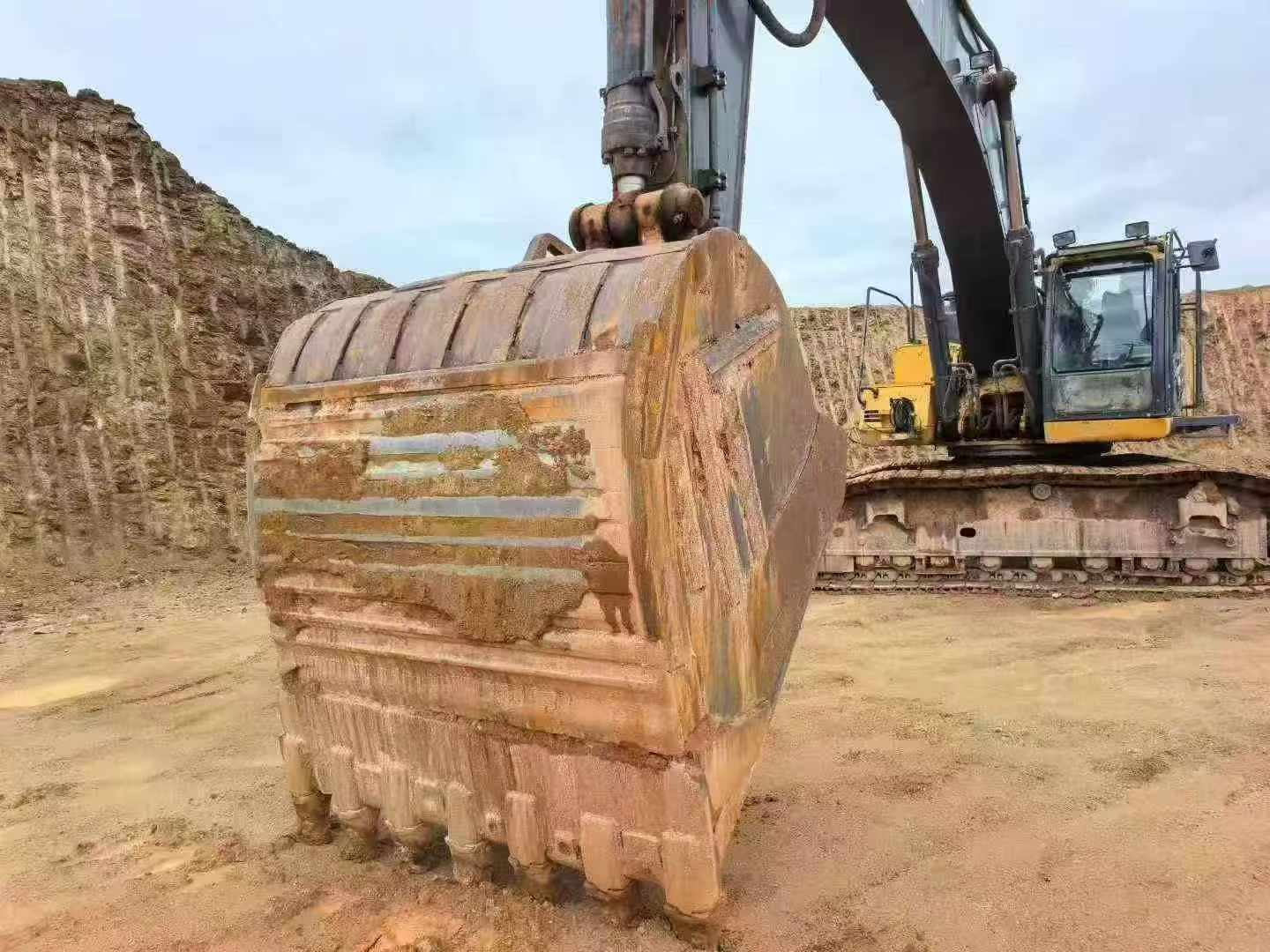 Buy Hitachi ZX470 Used Excavator / 8 Used Hitachi ZX470 Excavator 2016 Model / 8