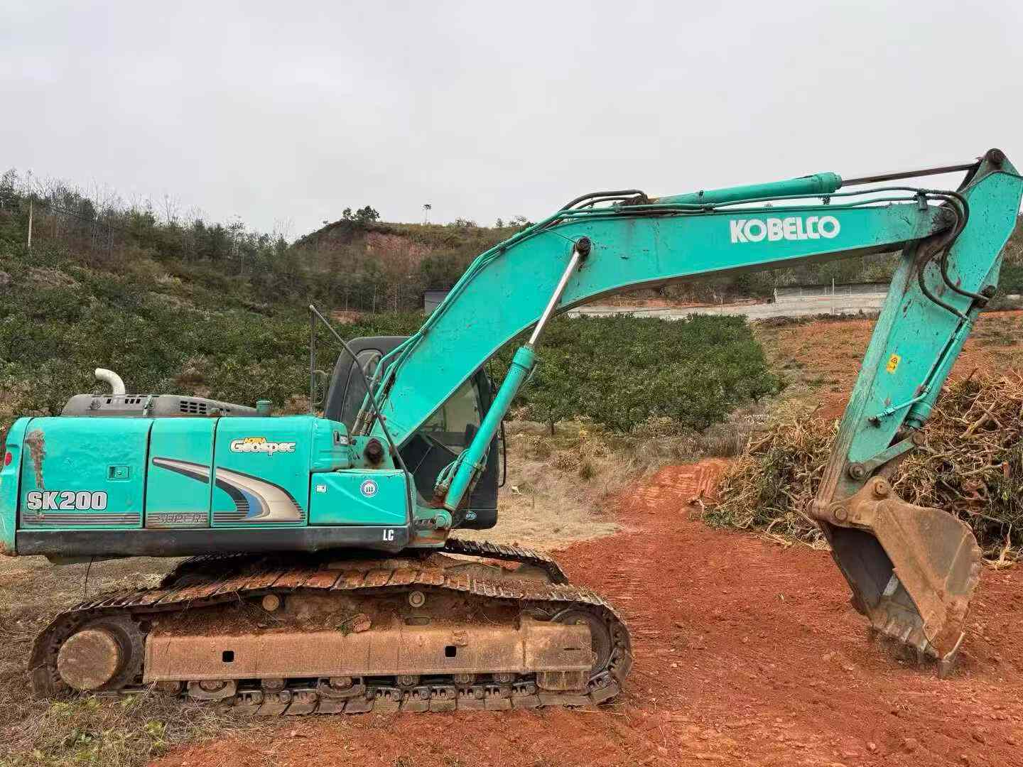Buy Kobelco SK200-11 Used Excavator