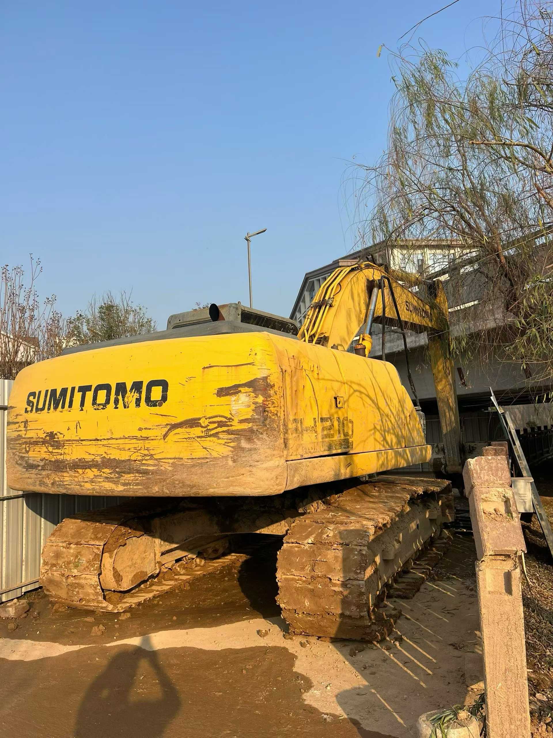 Buy Sumitomo SH210-5 Used Excavator Buy Sumitomo SH210-5 Used Excavator