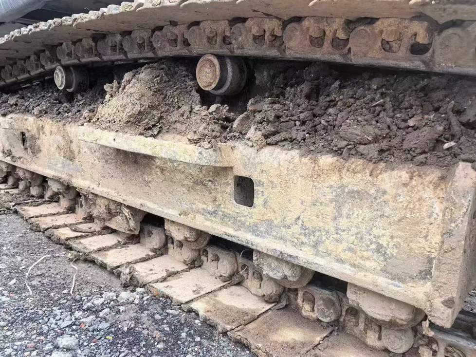 Used Kobelco SK200 Excavator 2020 Model / 3