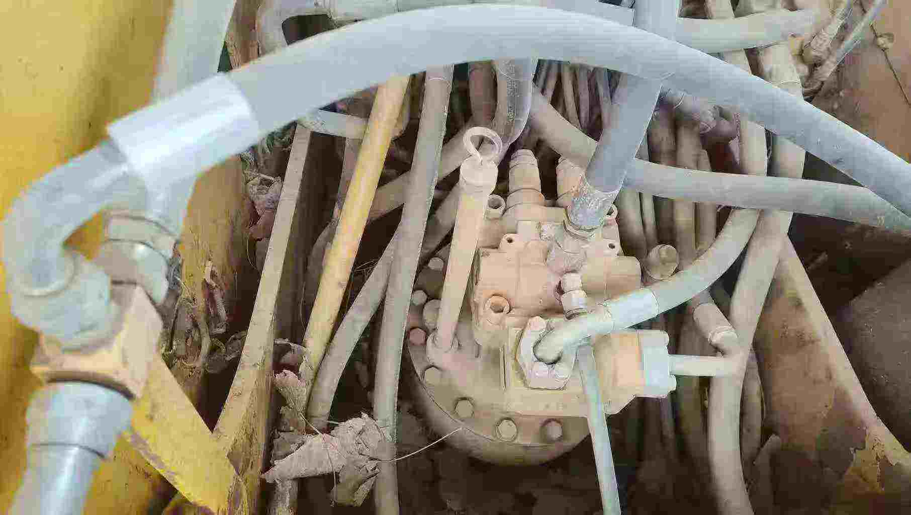 Used Caterpillar CT20 Excavator 2014 Model / 3