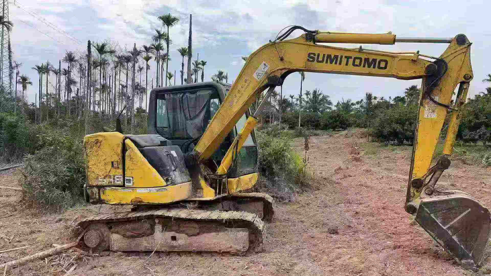 Used Sumitomo SH80-6 Excavator 2015 Model / 2