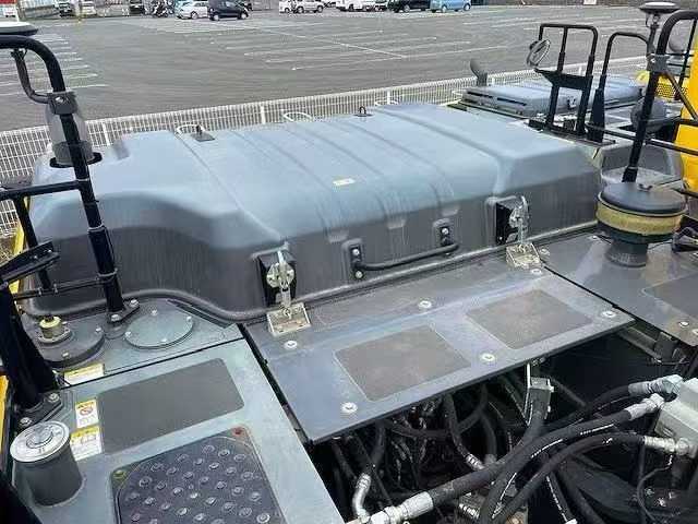 Used Sumitomo SH330LC-6 Excavator 2016 Model / 7