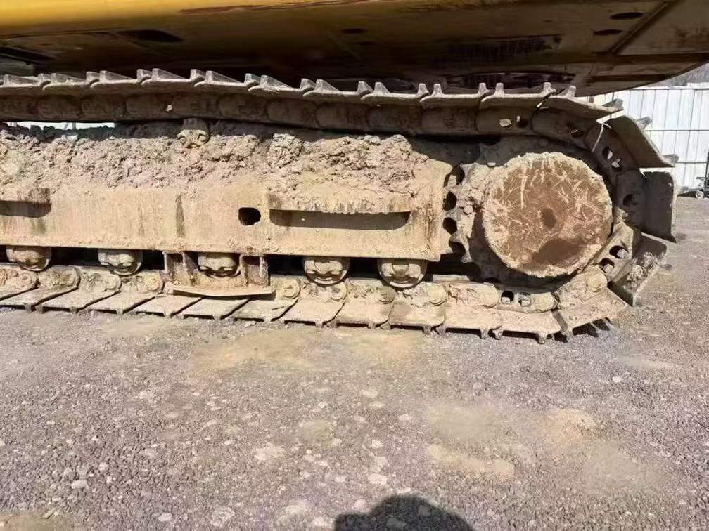 Used Caterpillar 323 Excavator 2020 Model / 4