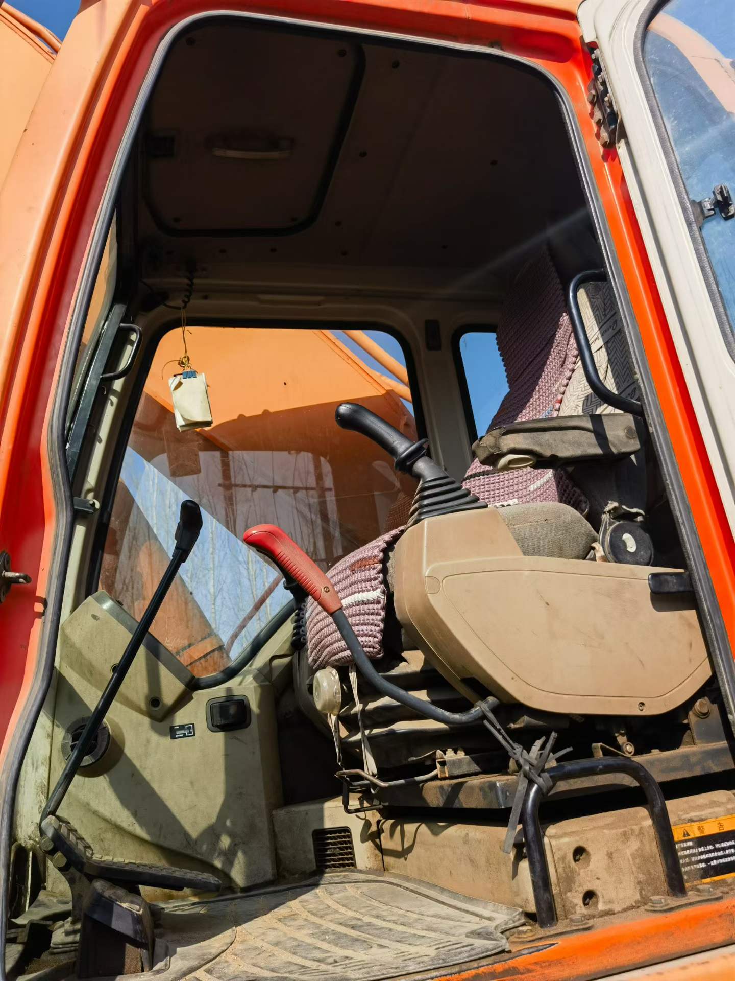 Used Doosan DL420 Excavator 2010 Model / 9