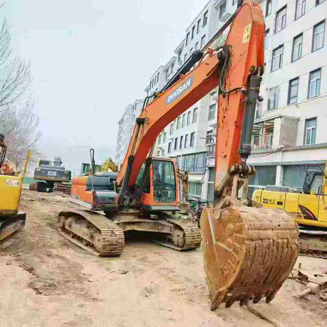 Used Doosan DX60-9C Excavator 2016 Model / 9