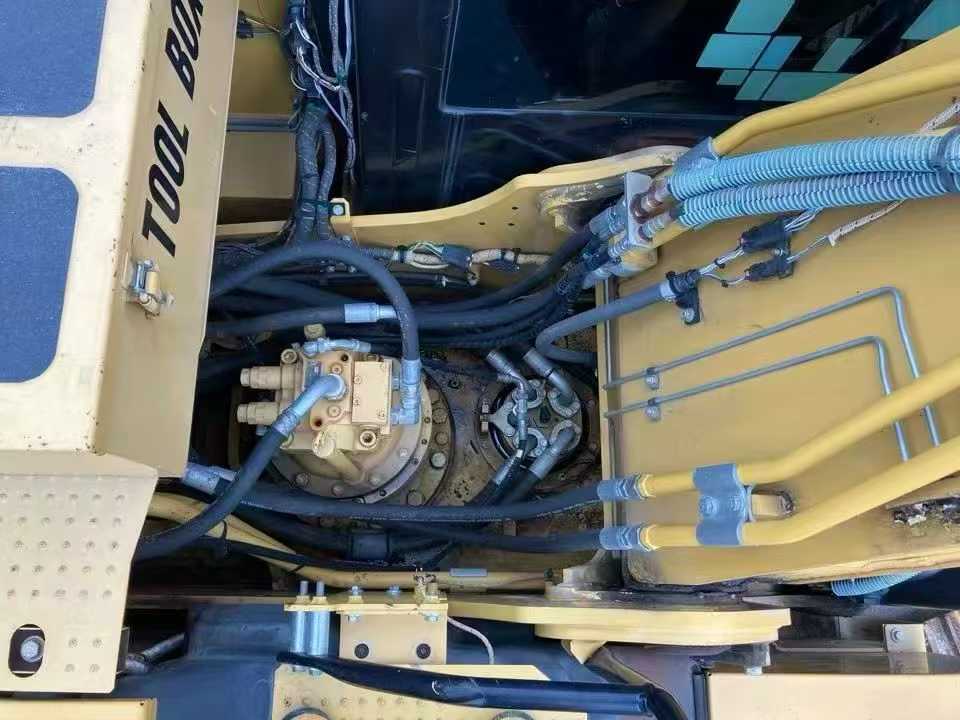 Used Caterpillar CT20 Excavator 2019 Model / 6