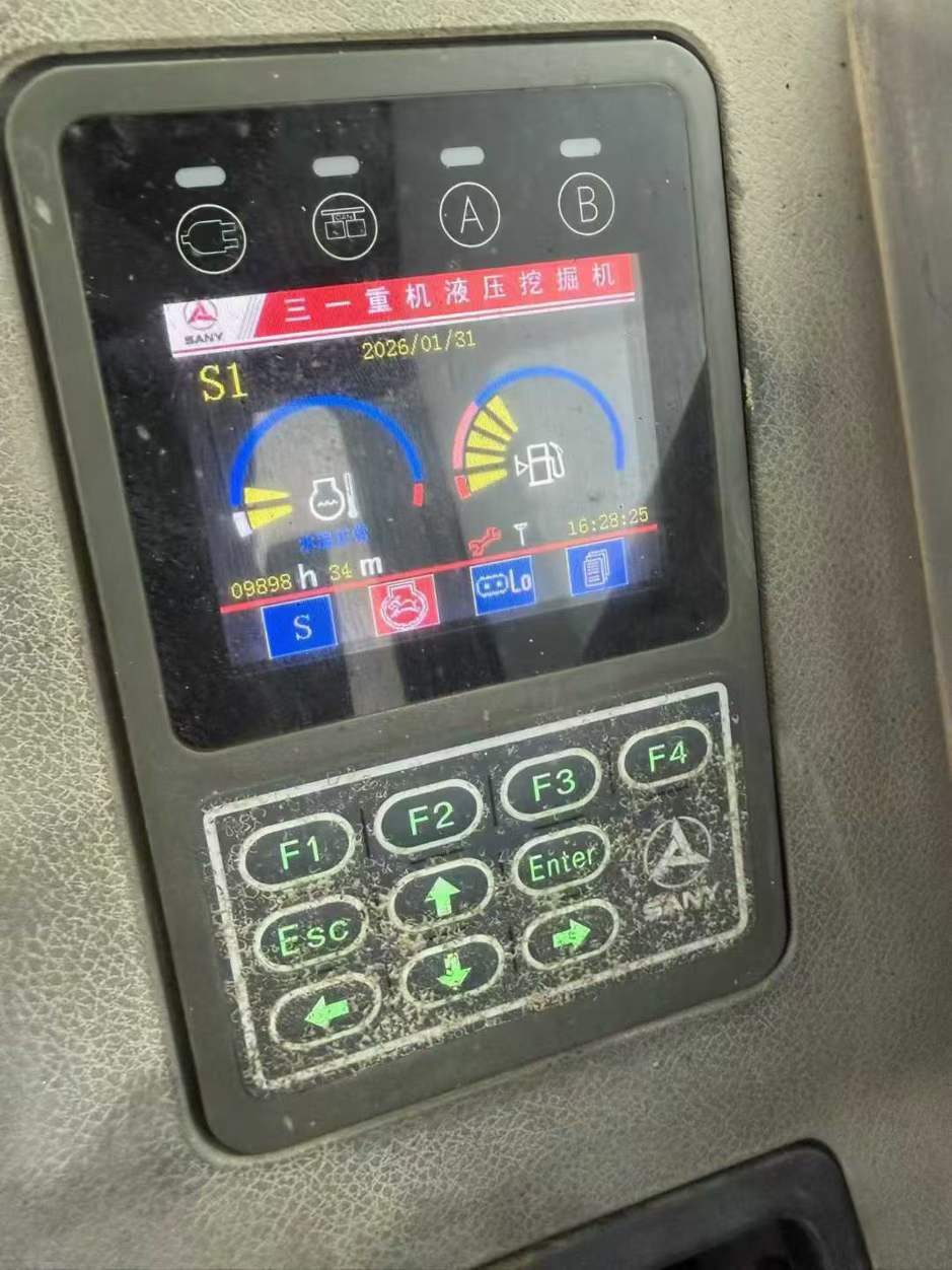 Used Sany SY60 Excavator 2015 Model / 4