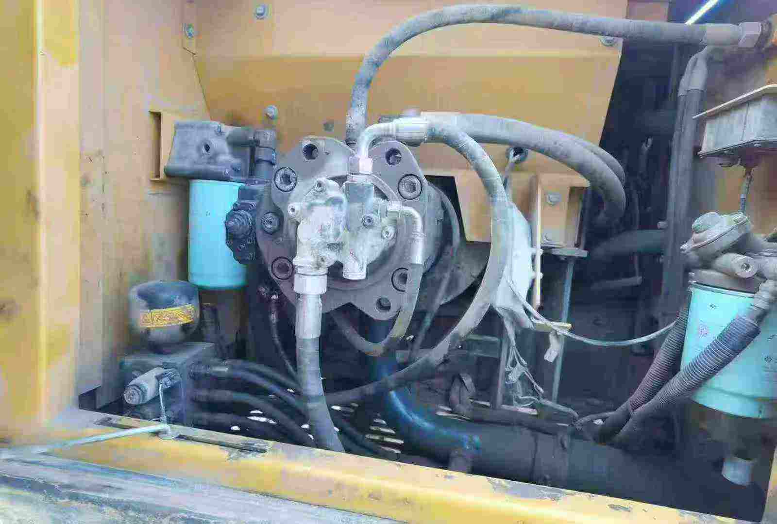 Used XCMG XE215 Excavator 2016 Model / 6