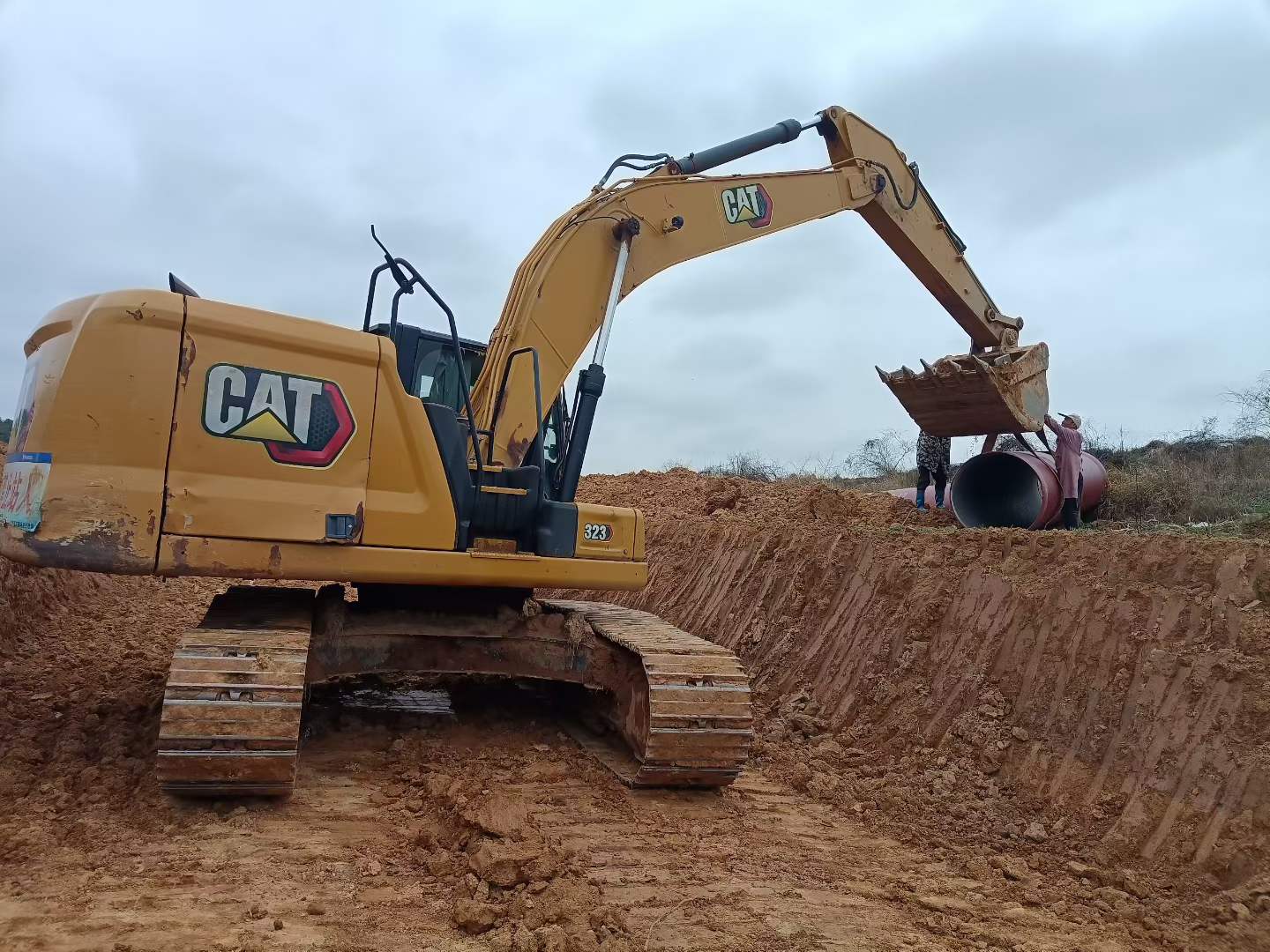 Used Caterpillar 323 Excavator 2019 Model / 4