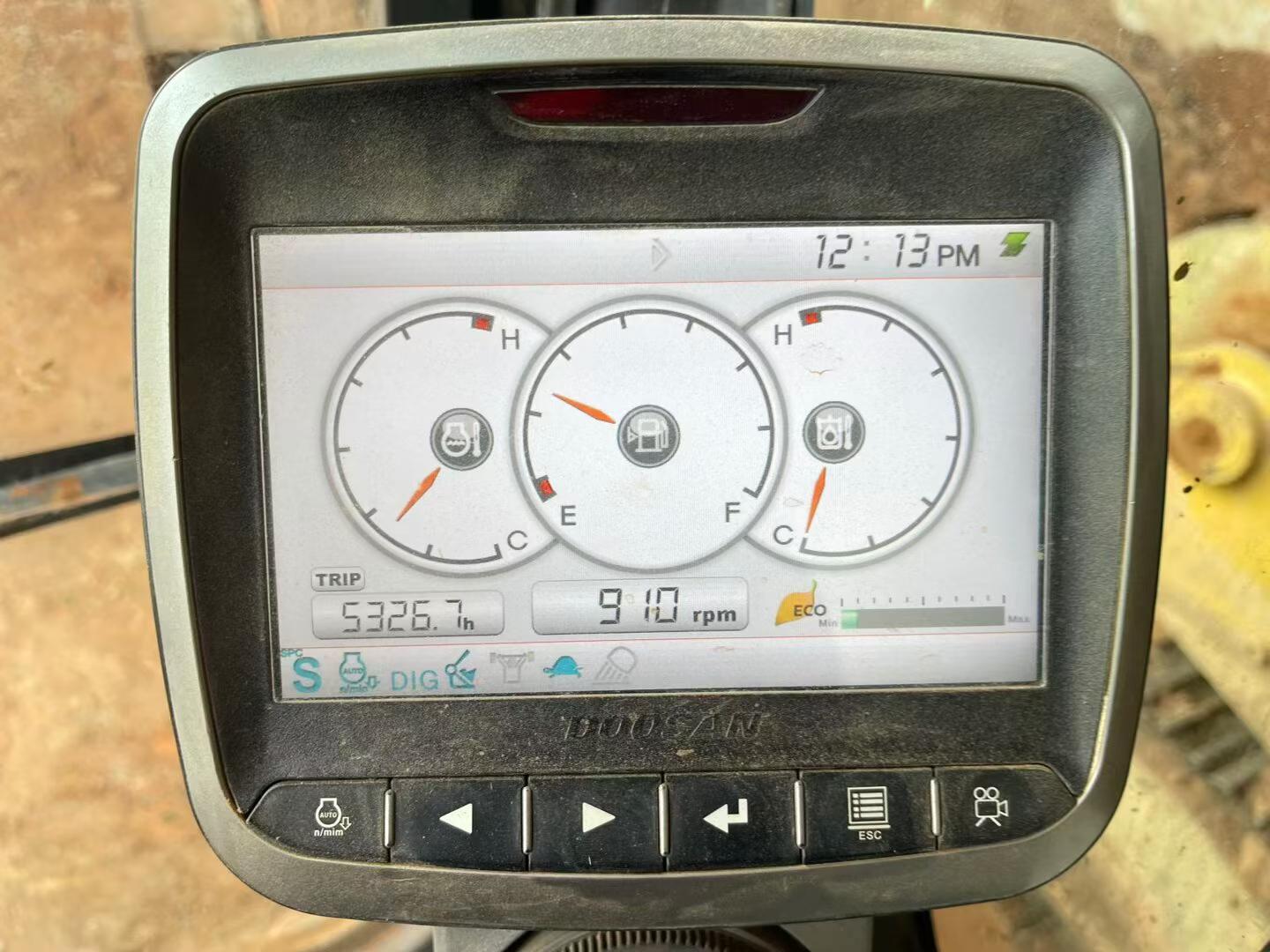 Buy Doosan DH130LC-V Used Excavator / 6 Used Doosan DH130LC-V Excavator 2022 Model / 6