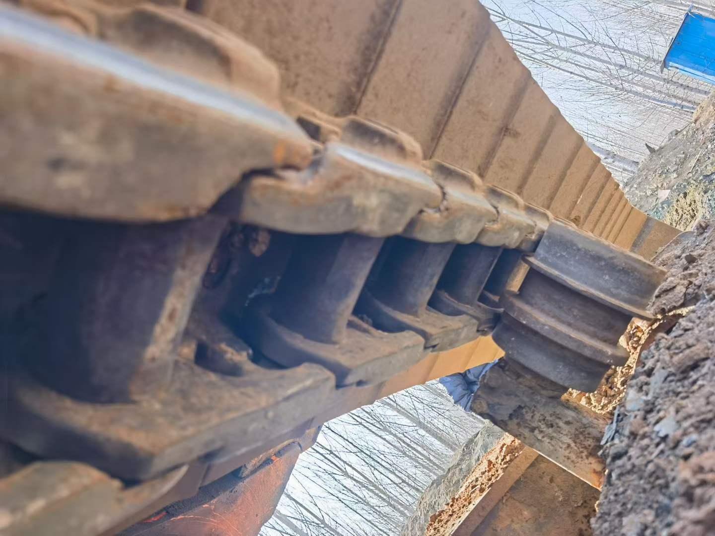 Used Doosan DL420 Excavator 2010 Model / 4