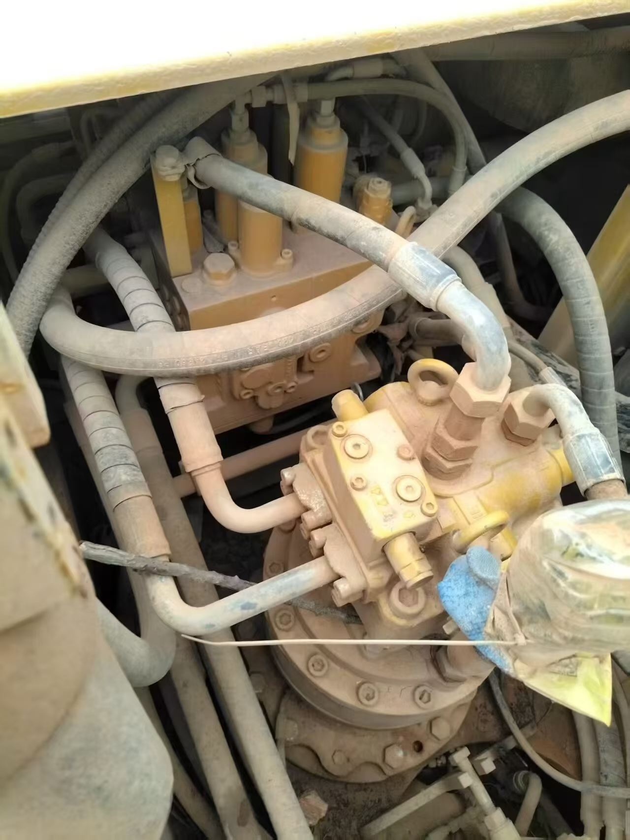 Used Sany SY225H Excavator 2018 Model / 3