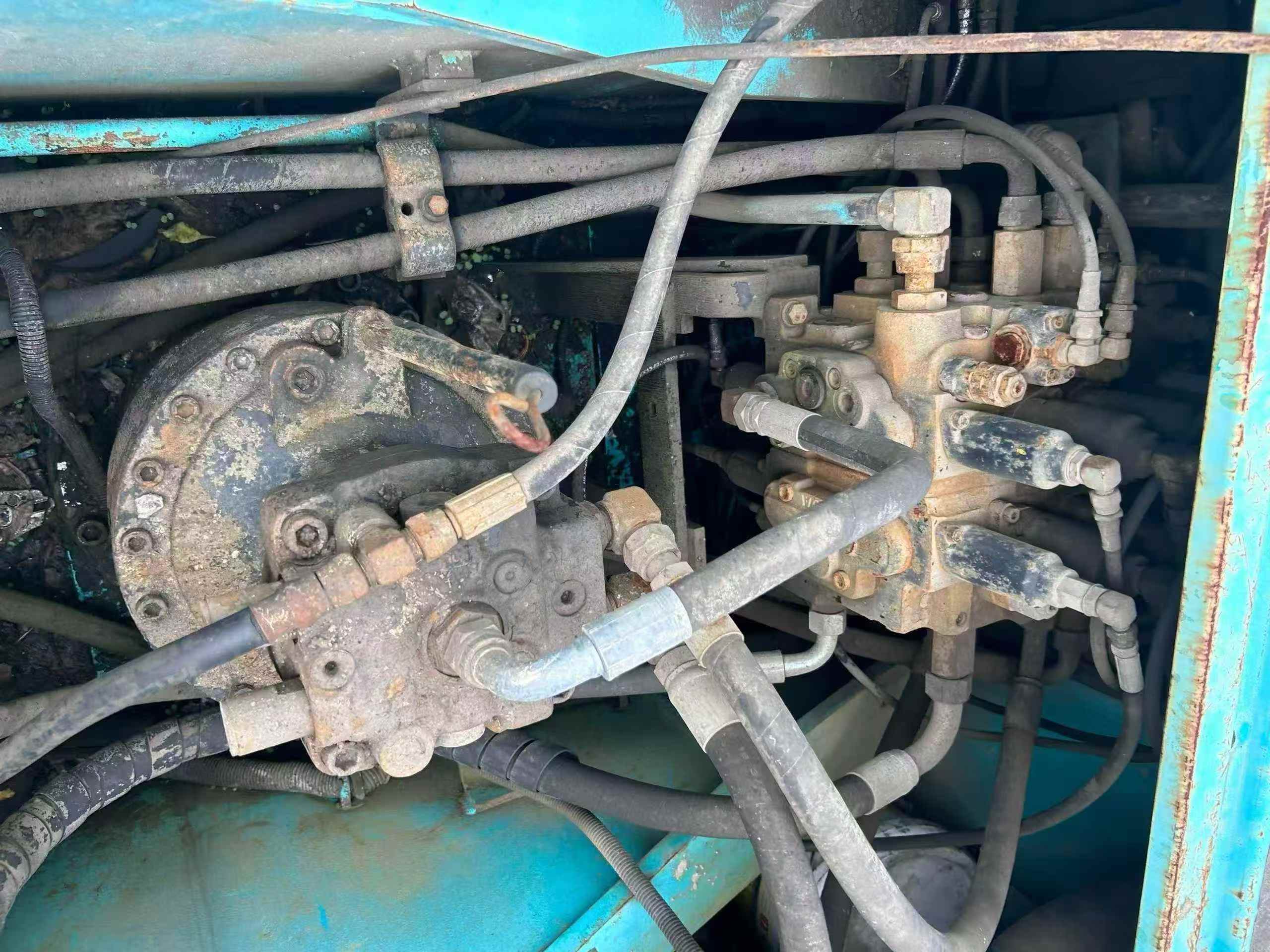 Used Kobelco SK210LC-6 Excavator 2016 Model / 5