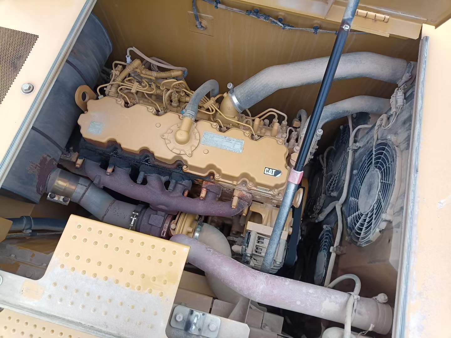 Used Caterpillar 323 Excavator 2019 Model / 5