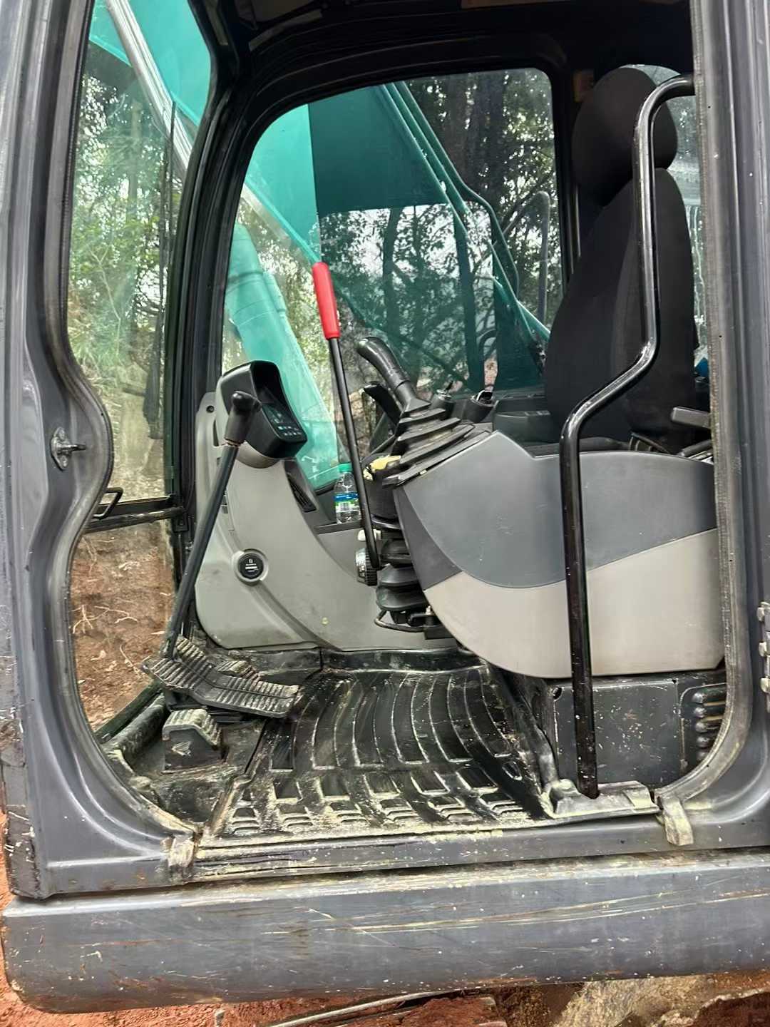 Used Kobelco SK130-8 Excavator 2016 Model / 4