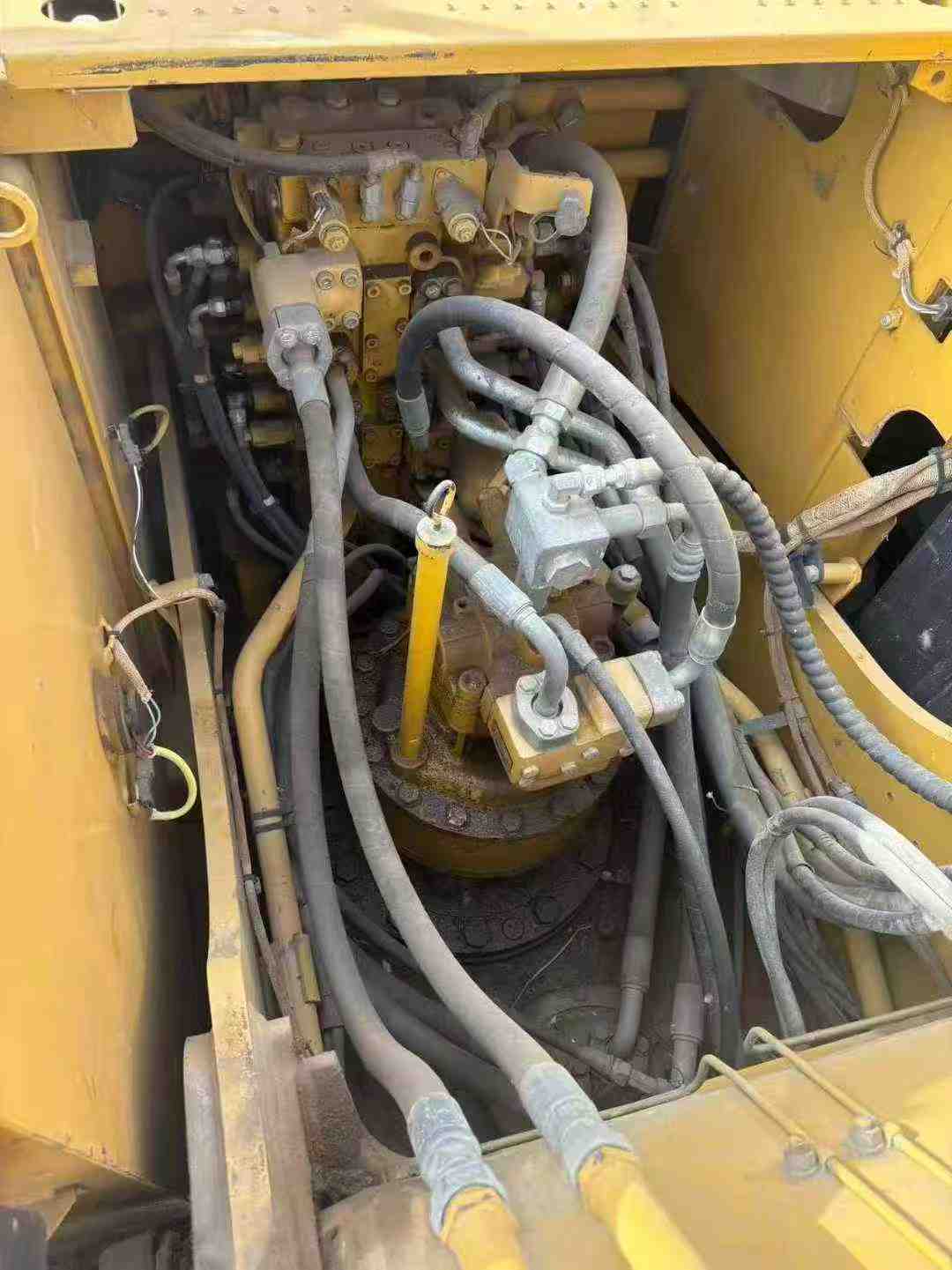 Used Caterpillar 320E Excavator 2021 Model / 8